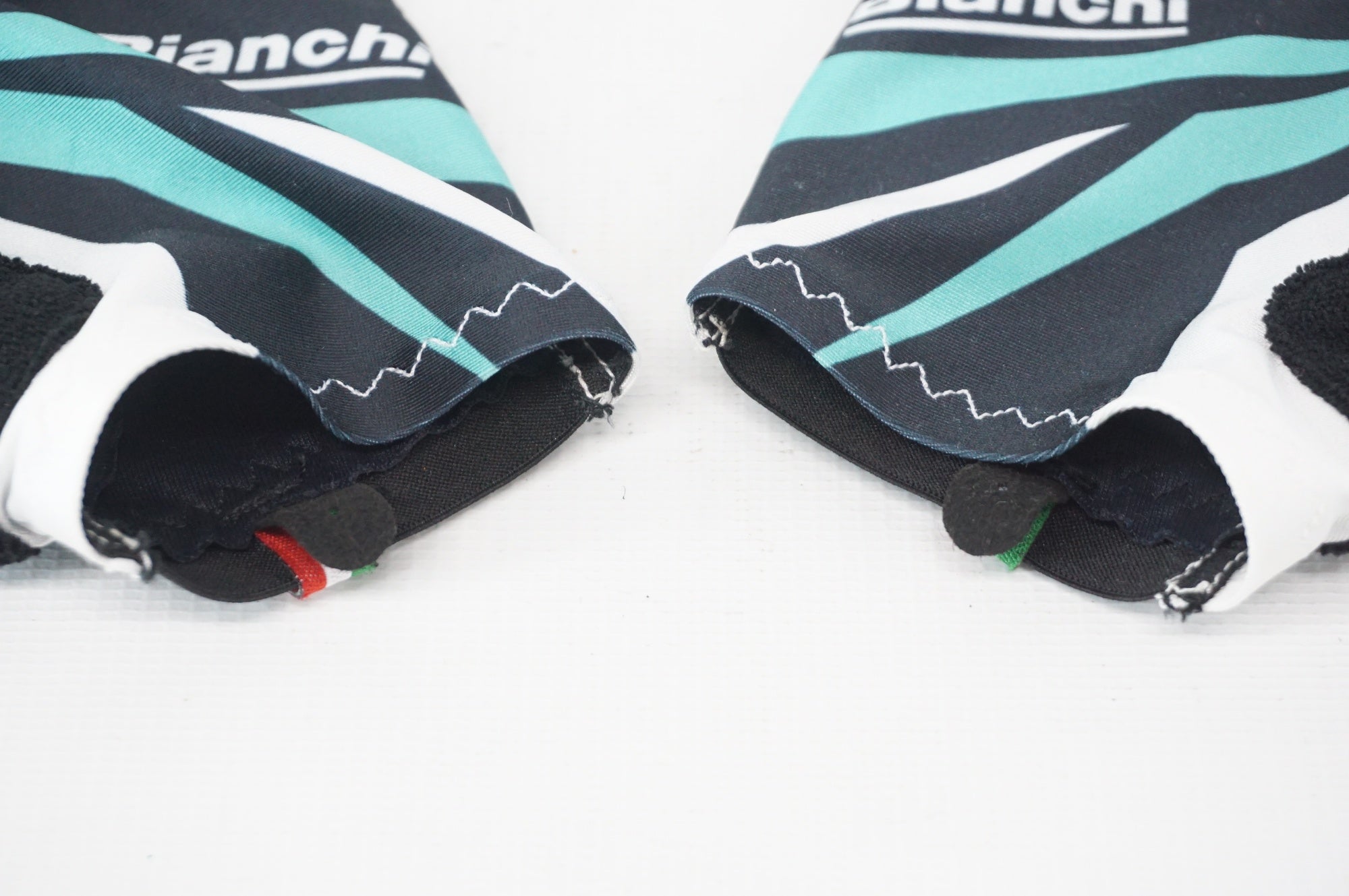 BIANCHI 「ビアンキ」 Mサイズ 指切りグローブ / 阪急塚口店