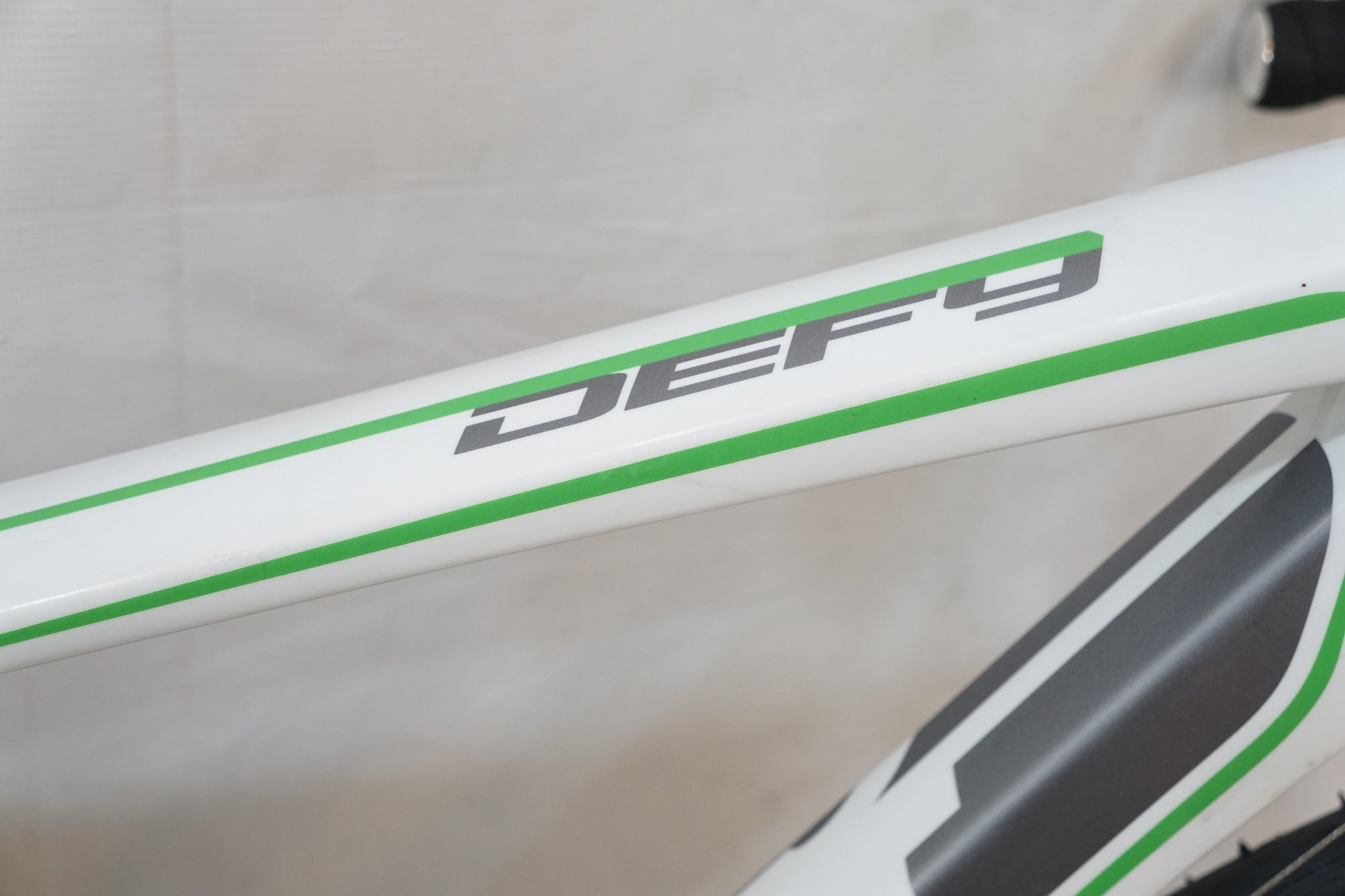 GIANT 「ジャイアント」 DEFY2 2012年モデル ロードバイク