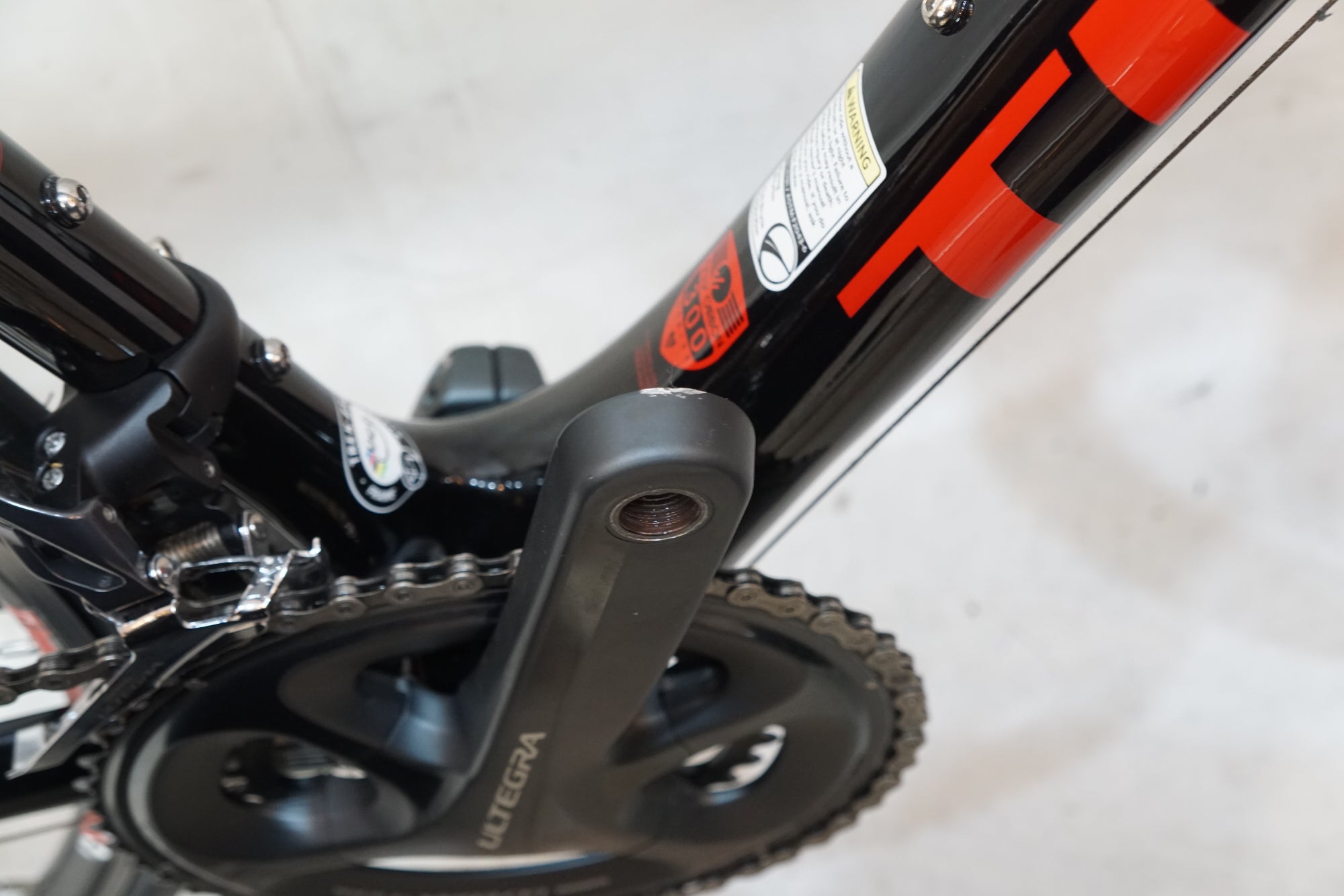 TREK 「トレック」 EMONDA S6 2015年モデル ロードバイク / バイチャリ浦和ベース