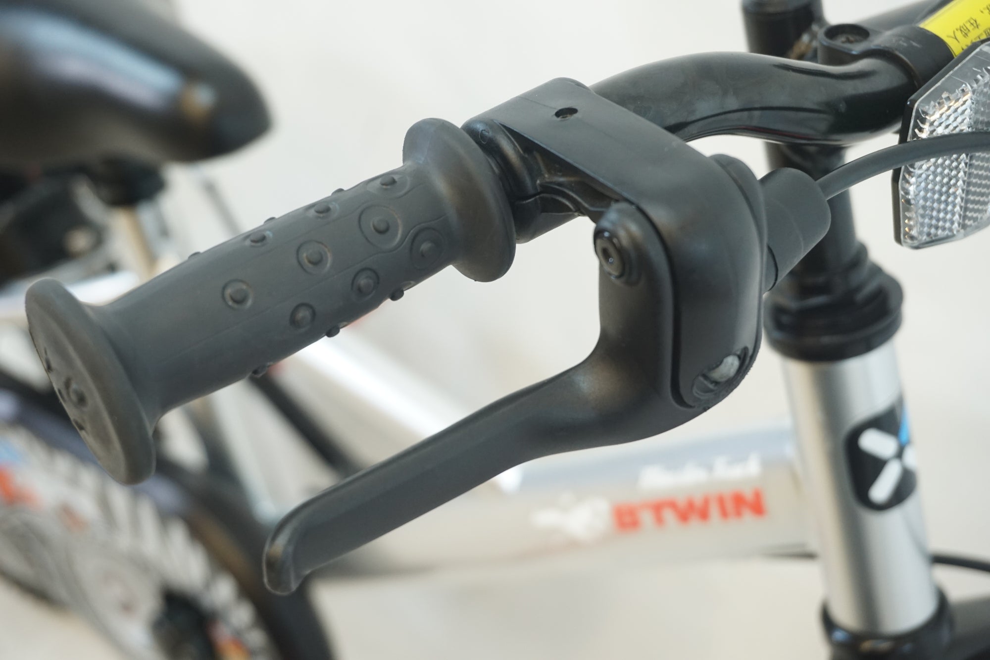 DECATHLON 「デカトロン」 B'TWIN 16インチ 2022年モデル キッズバイク / 有明ガーデン店