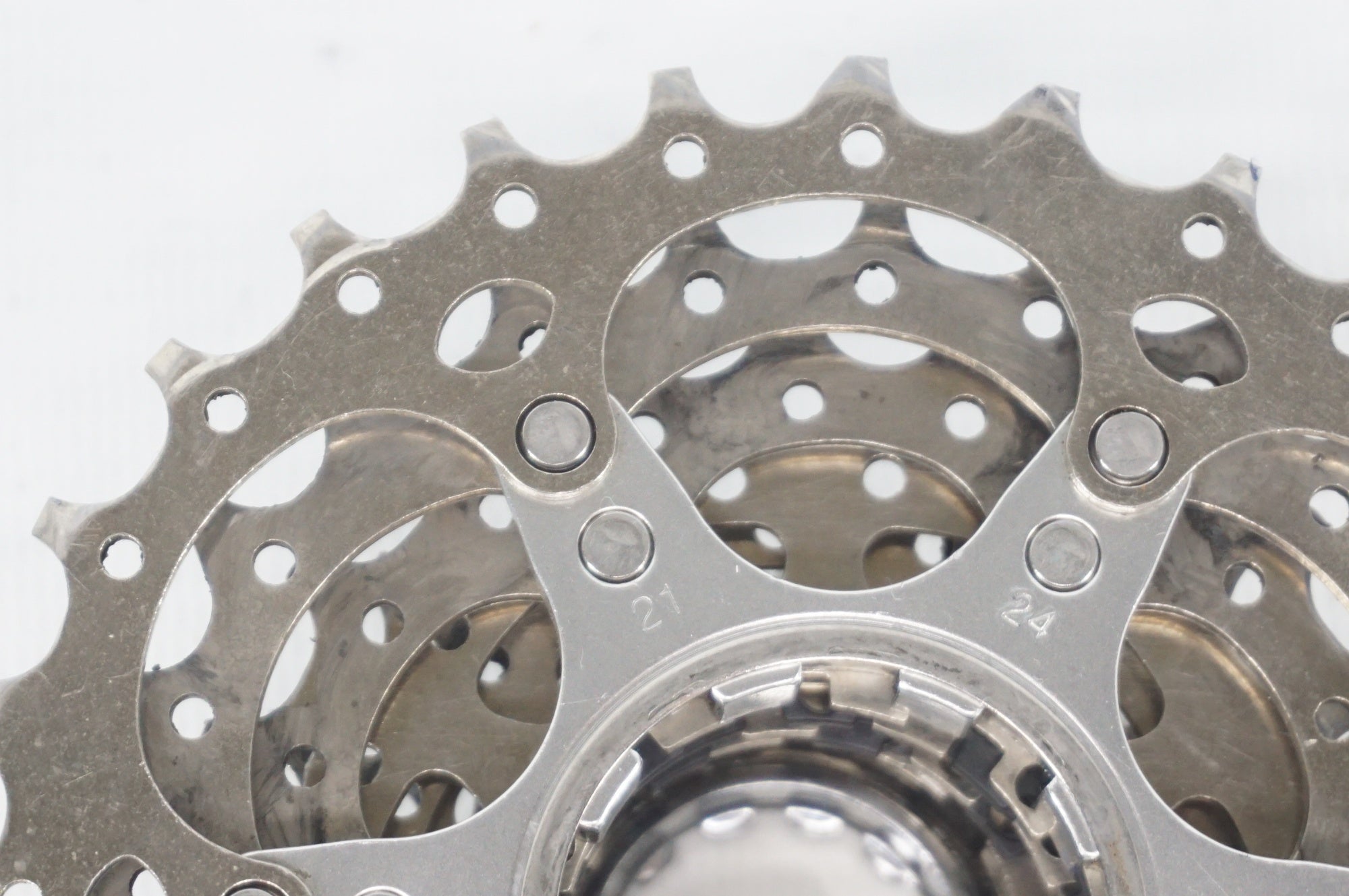 SHIMANO 「シマノ」 105 CS-5700 11-28T スプロケット / 阪急塚口店
