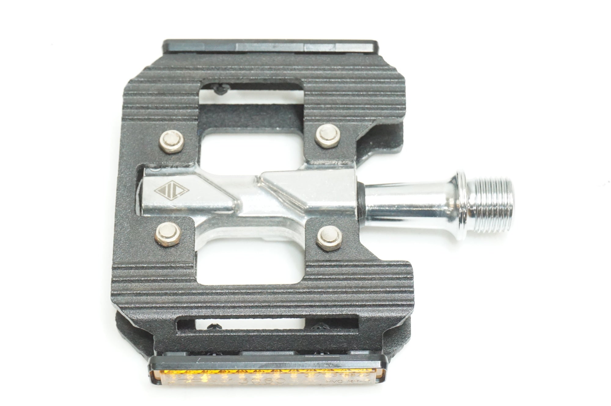 ADEPT 「アデプト」 MIDWAY ペダル / 大宮店