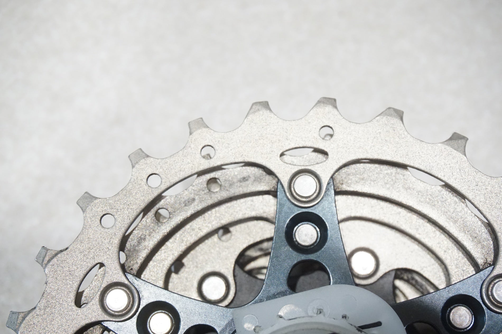 SHIMANO 「シマノ」 ULTEGRA CS-R8000 14-28T スプロケット / 横浜戸塚