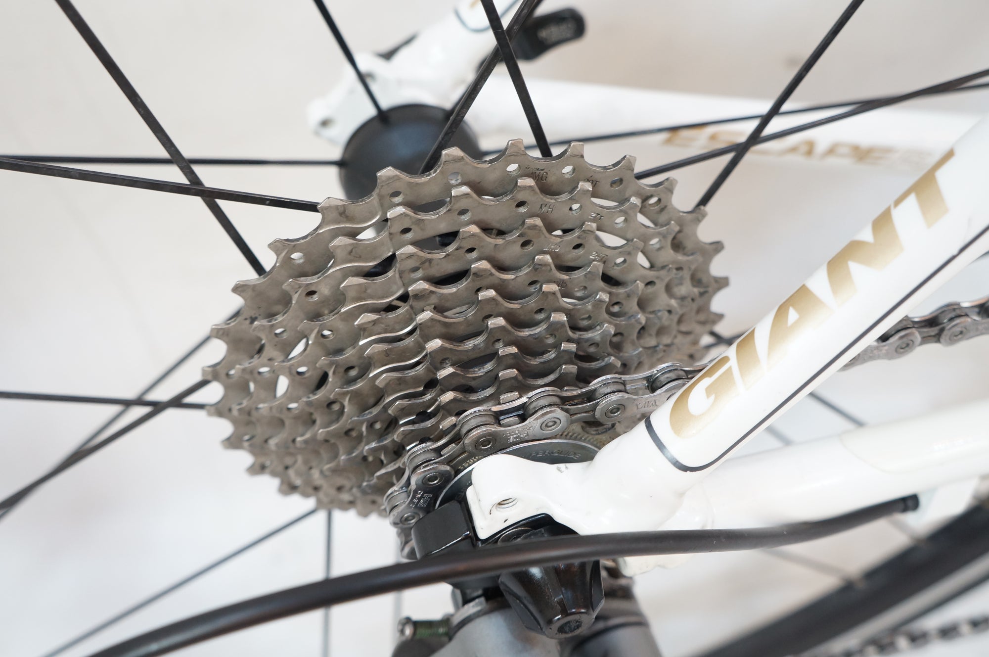 GIANT 「ジャイアント」 ESCAPE RX1 2015年モデル クロスバイク / バイチャリ浦和ベース