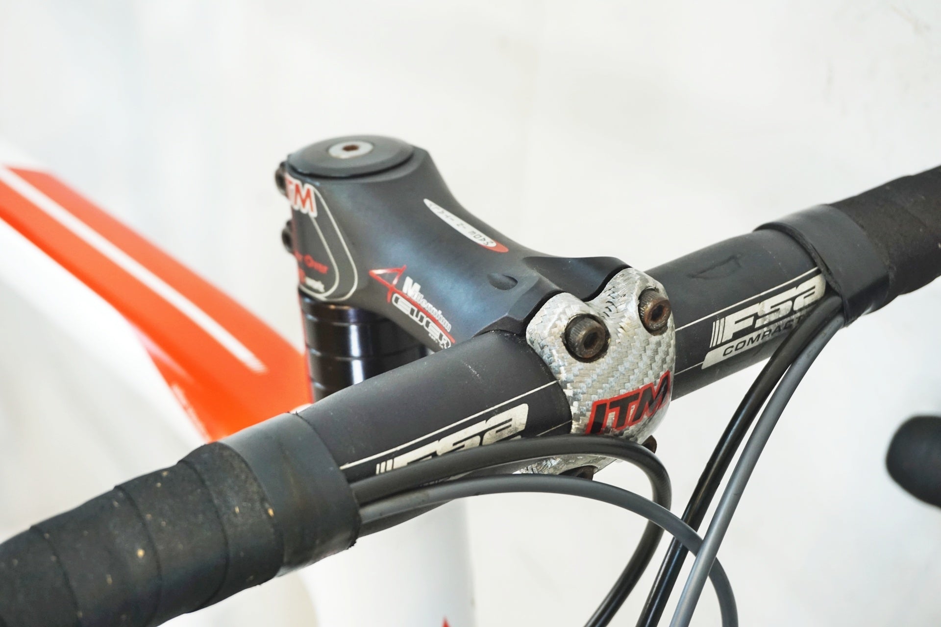 WILIER 「ウィリエール」 MONTEGRAPPA TEAM カスタム 2017年モデル ロードバイク / 有明ガーデン店