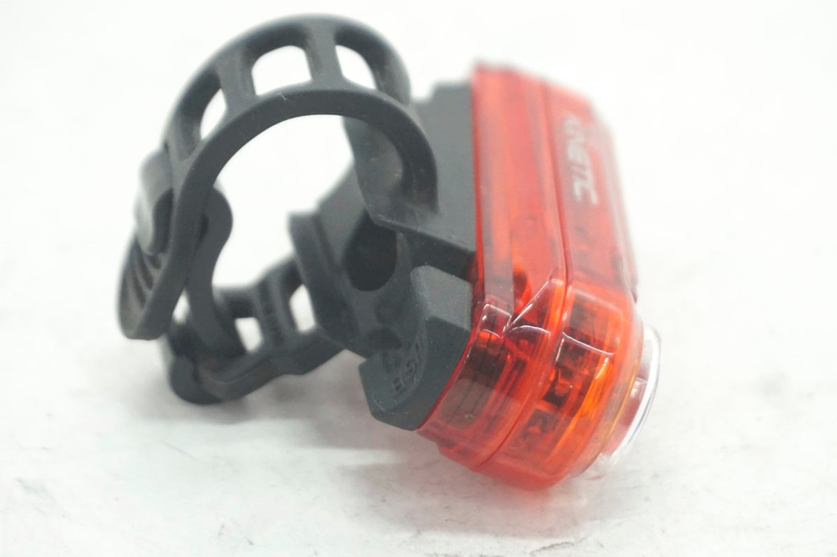 CATEYE 「キャットアイ」 SYNC KINETIC TL-NW100K リアライト CATEYE 「キャットアイ」 SYNC KINETIC TL-NW100K リアライト