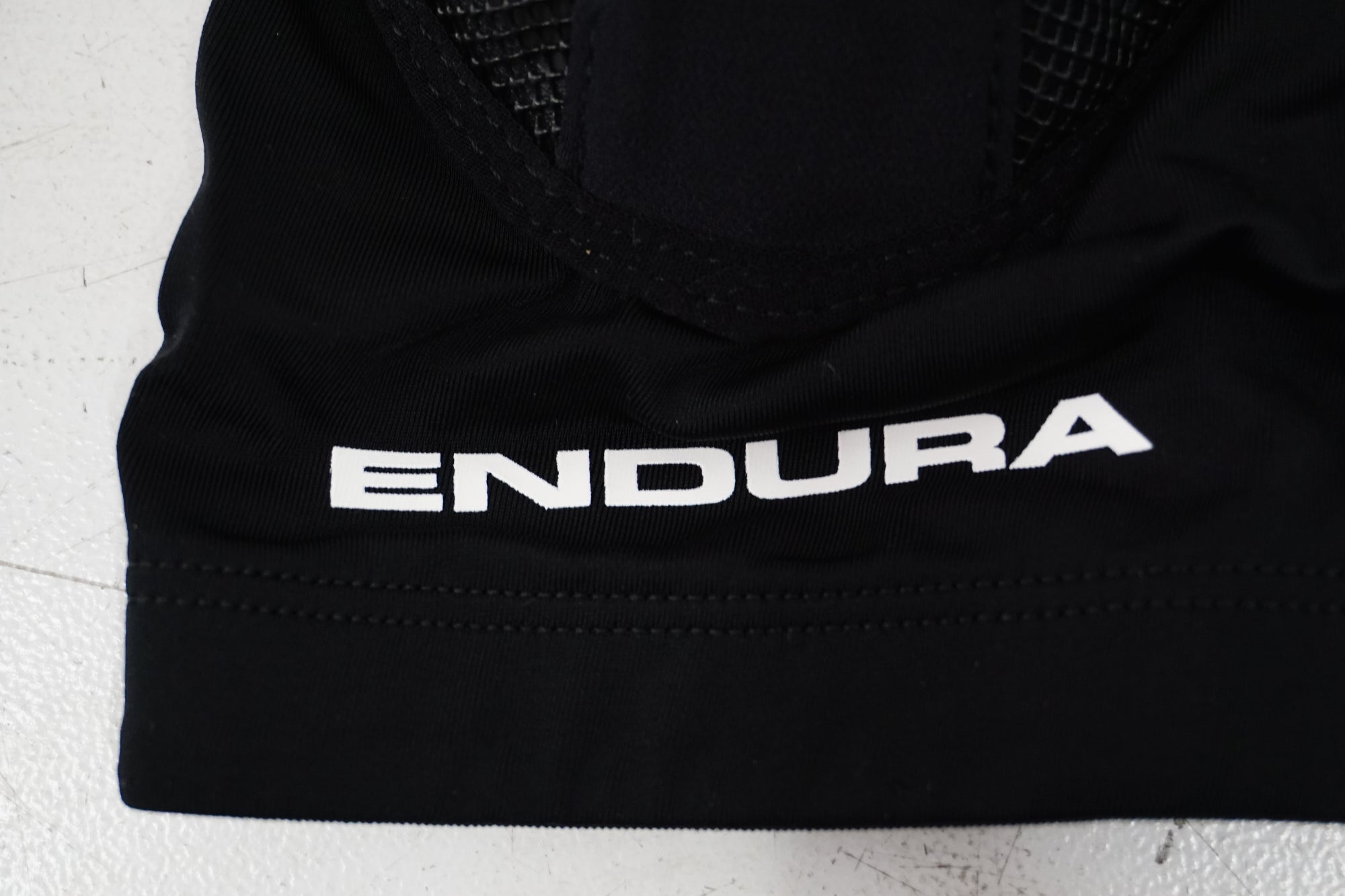 ENDURA 「エンデューラ」 MTB KNEE GUARD S/M サイズ プロテクター / 浜松店