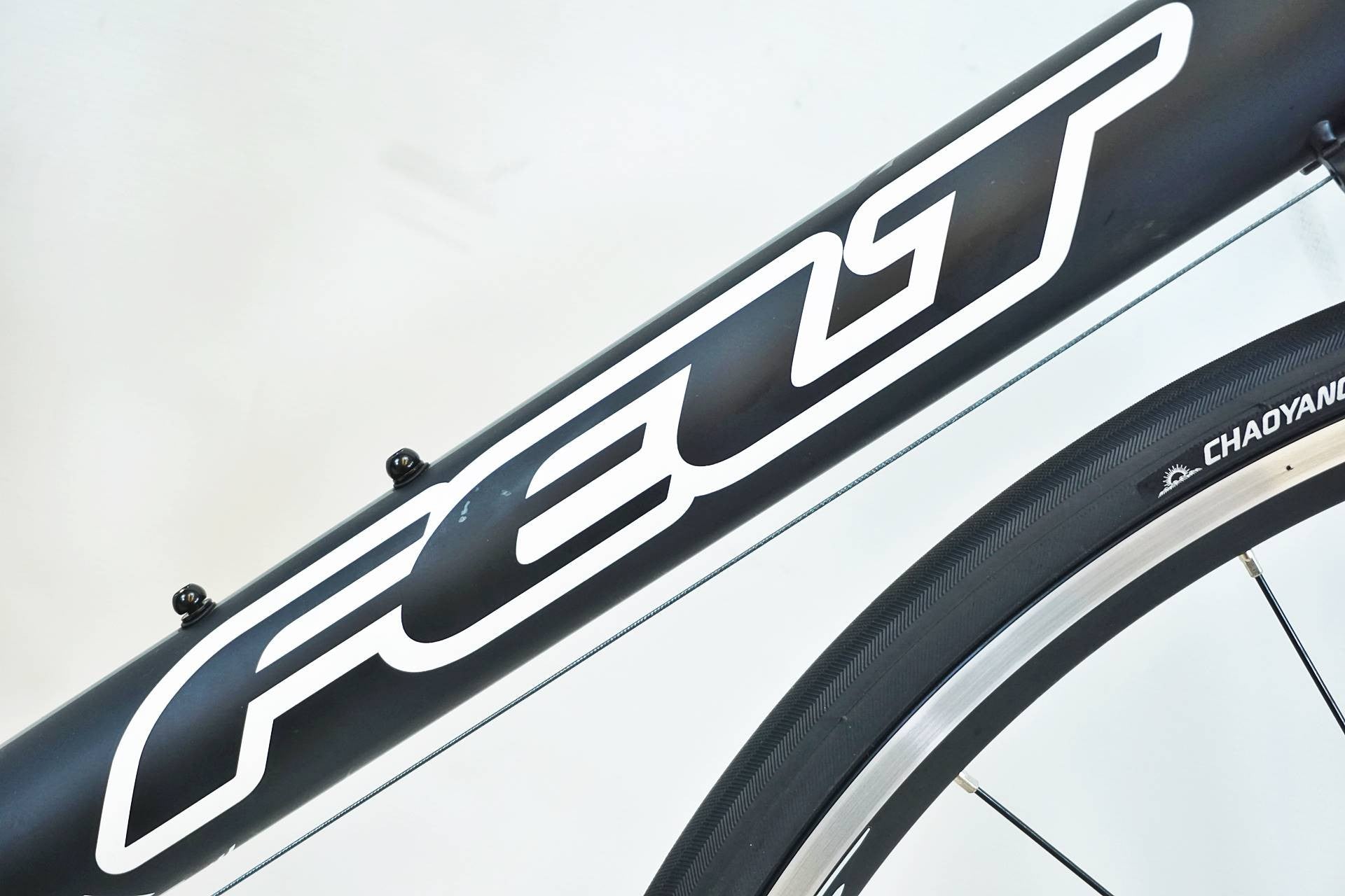 【受け取り限定】Felt F95 2013 【付属品多数・洗車済み】 Felt F95 JR 2013 - Specifications | Reviews | Shops