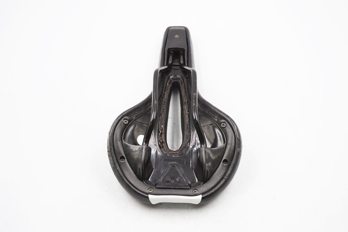 GORIX 「ゴリックス」 TOURING G100 サドル / 奈良店