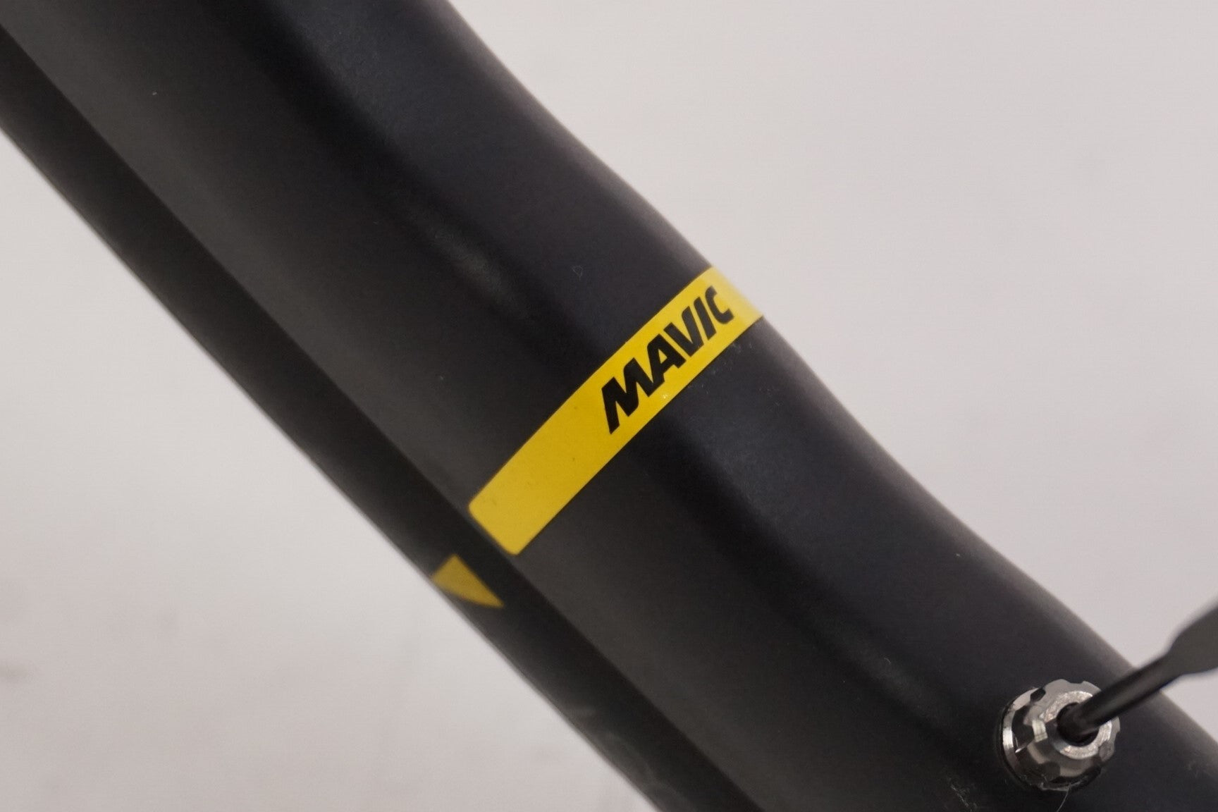 MAVIC 「マヴィック」 KSYRIUM ELITE UST DISC シマノ11速 ホイールセット / 中目黒店