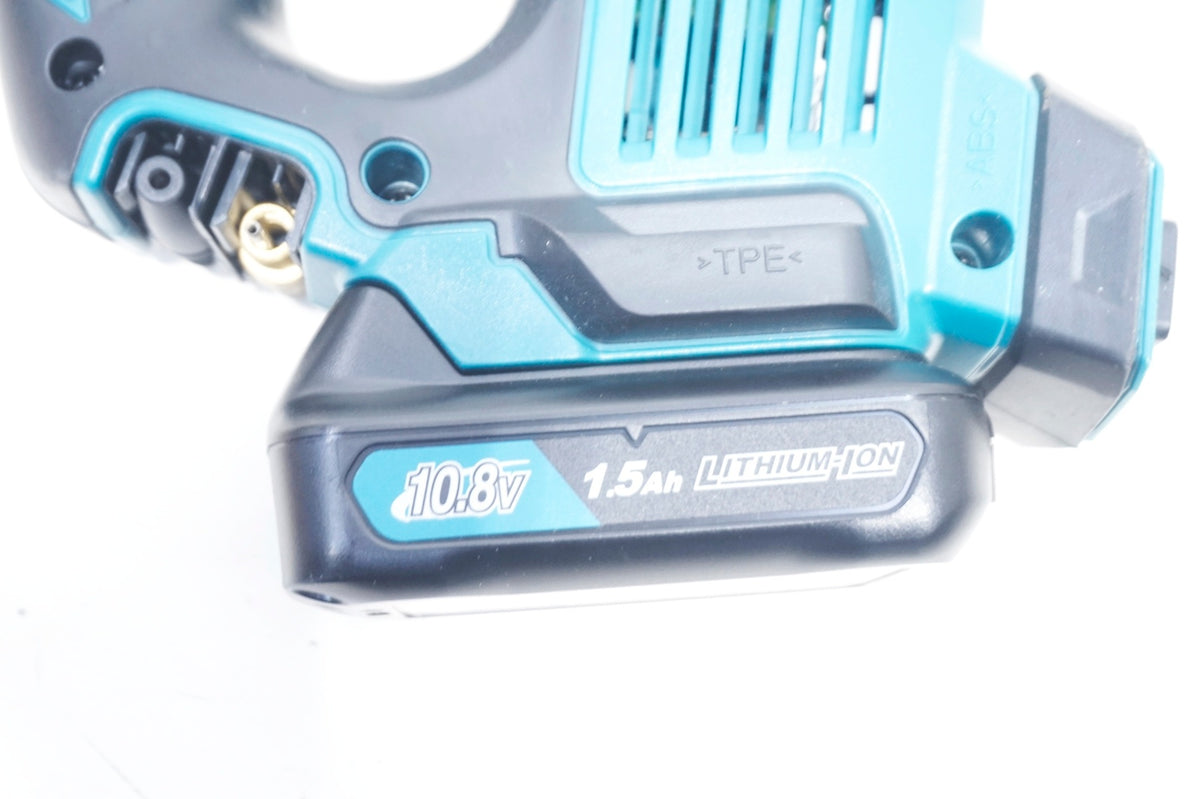 MAKITA 「マキタ」 MP100D 電動エアコンプレッサー / 大阪門真店