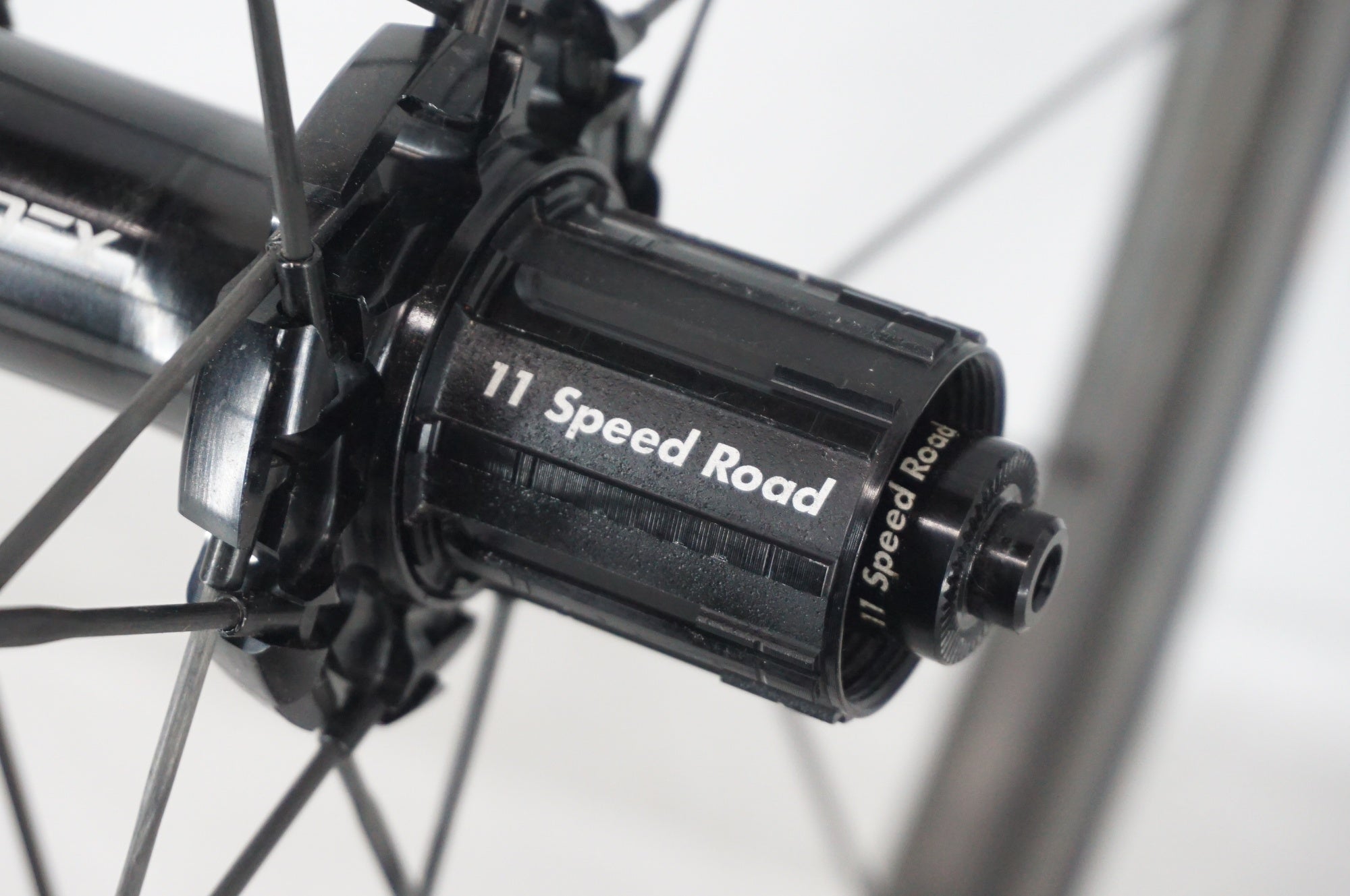 CADEX 「カデックス」 42 TUBELESS シマノ11速 ホイールセット / 阪急