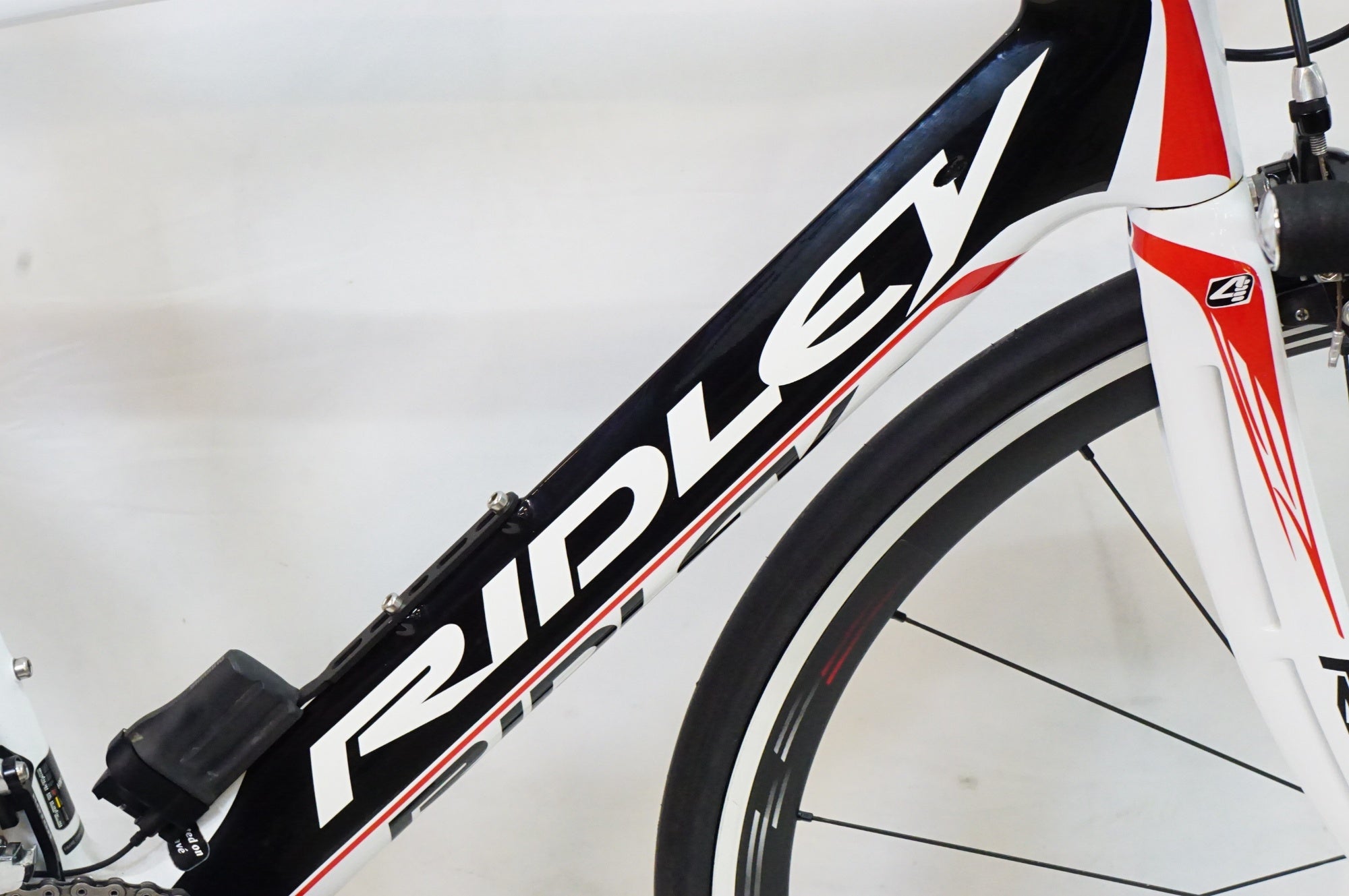 RIDLEY NOAH スポーツロードバイク ブラック/レッド RIDLEY NOAH スポーツロードバイク ブラック/レッド RIDLEY NOAH