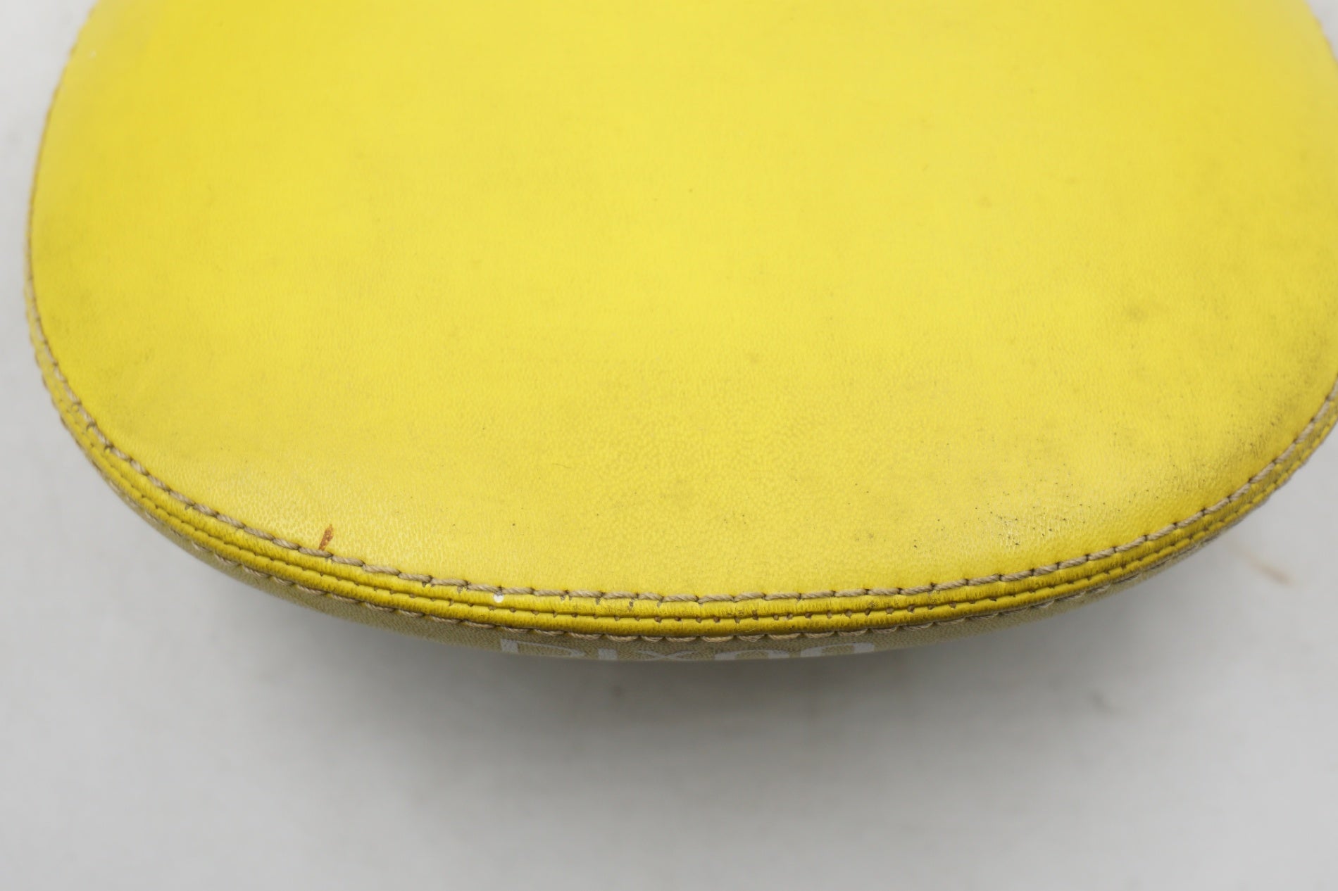 DIXNA 「ディズナ」 サドル / 奈良店