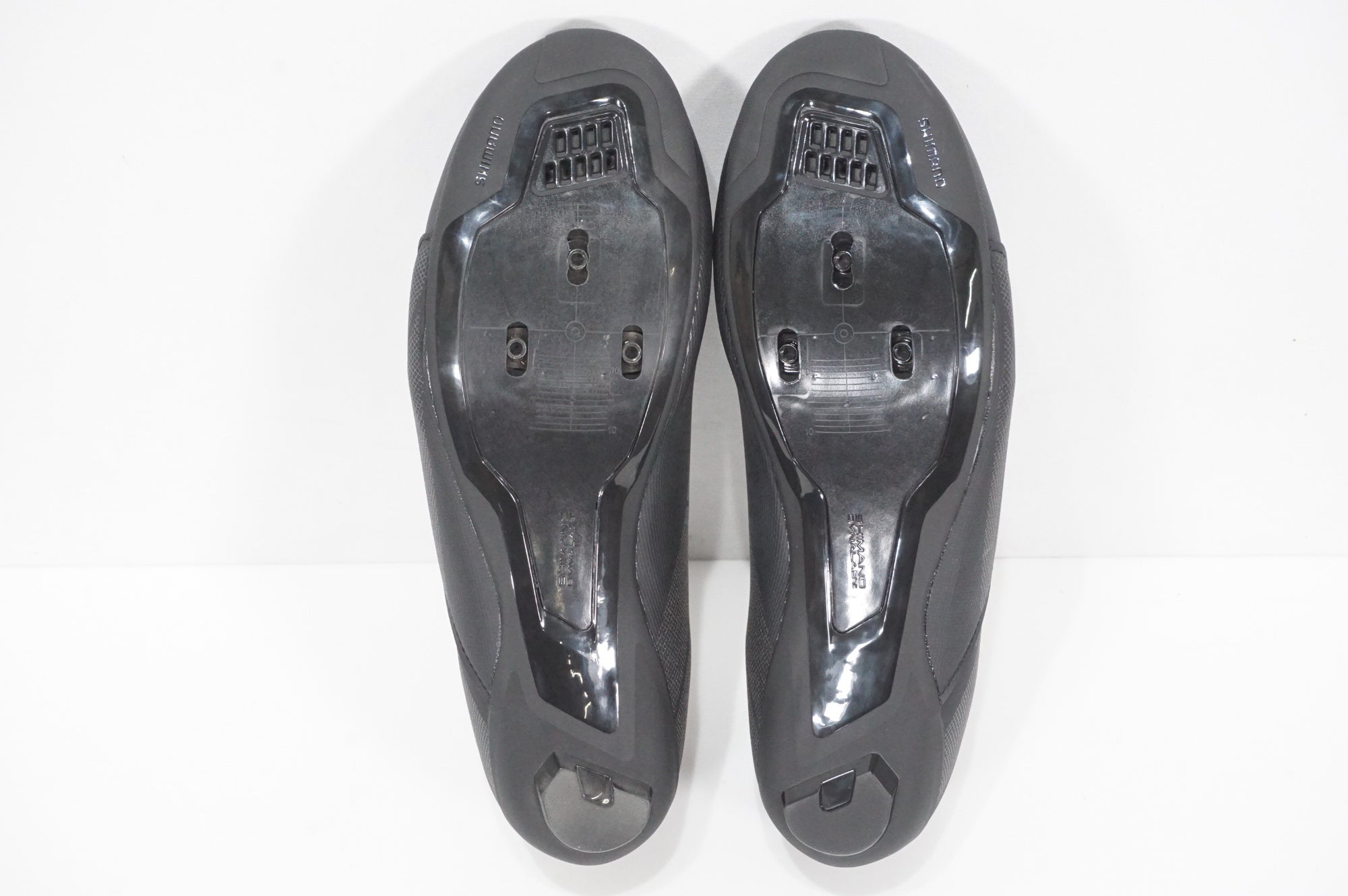 SHIMANO 「シマノ」 RC3 SH-300M L01 E 26.5cm シューズ / AKIBA店