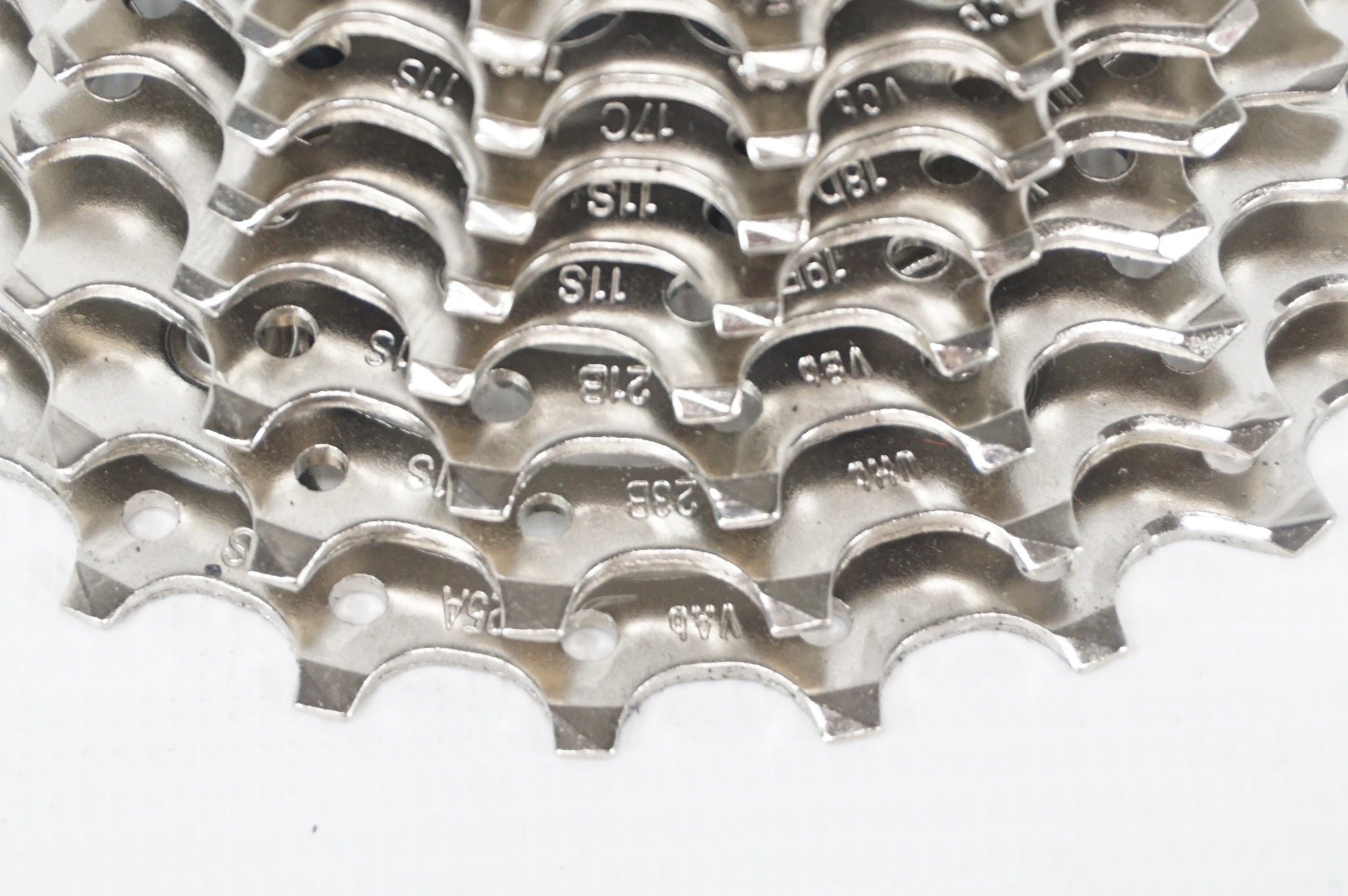 SHIMANO 「シマノ」 105 CS-R7000 12-25T スプロケット / 阪急塚口店