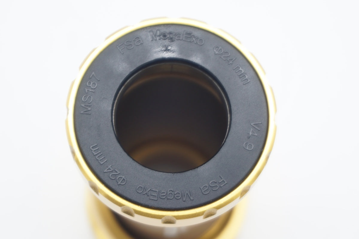 GOLD RACE 「ゴールドレース」 BB COMPATIBLE ボトムブラケット / 滋賀大津店
