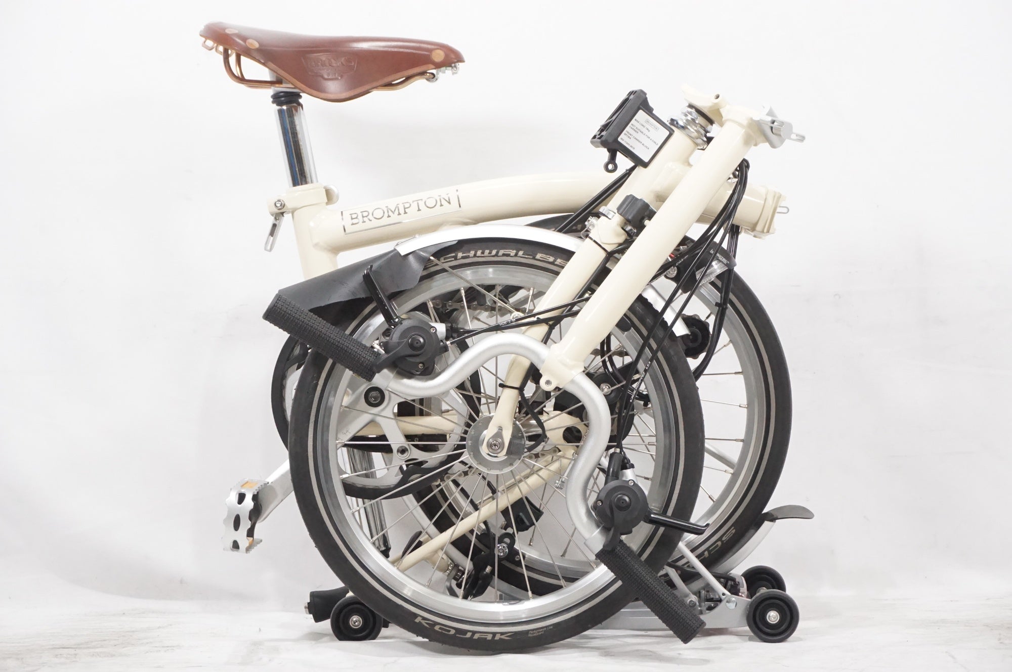 BROMPTON 「ブロンプトン」 CLASSIC EDITION INSPIRED BY LONDON 2024年モデル 16インチ 折り畳み自転車 / AKIBA店