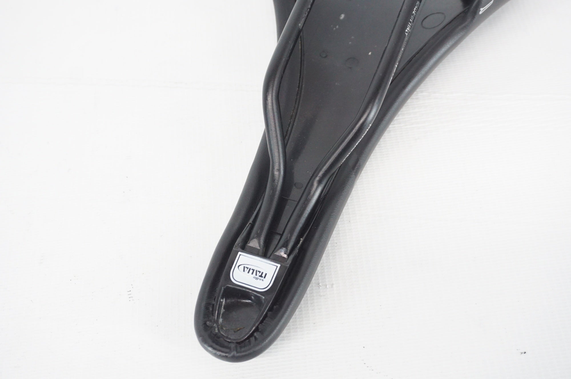 DE ROSA 「デローザ」 SELLE ITALIA SLR サドル / 阪急塚口店