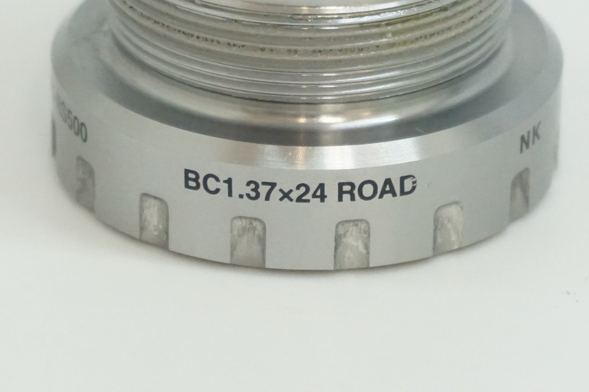 SHIMANO 「シマノ」 BB-RS500 BC1.37x24 68mm ボトムブラケット / 福岡店