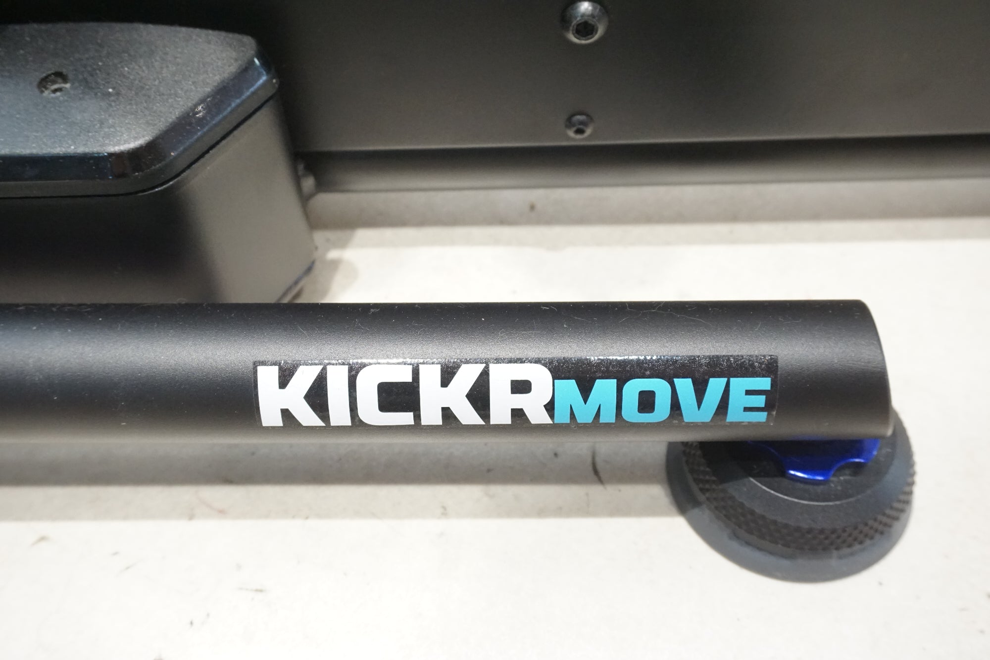 WAHOO 「ワフー」 KICKR MOVE サイクルトレーナー / 横浜戸塚店