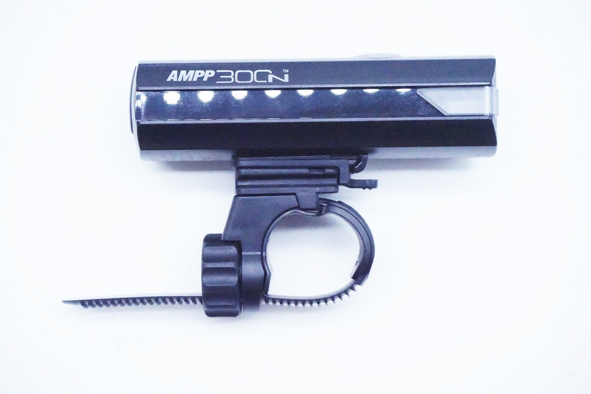CATEYE「キャットアイ」 AMPP300N フロントライト/ 京都西院店