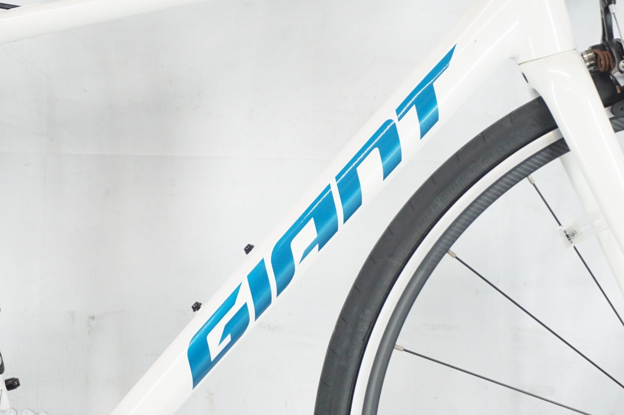 GIANT 「ジャイアント」 CONTEND 1 2021年モデル ロードバイク / 阪急塚口店