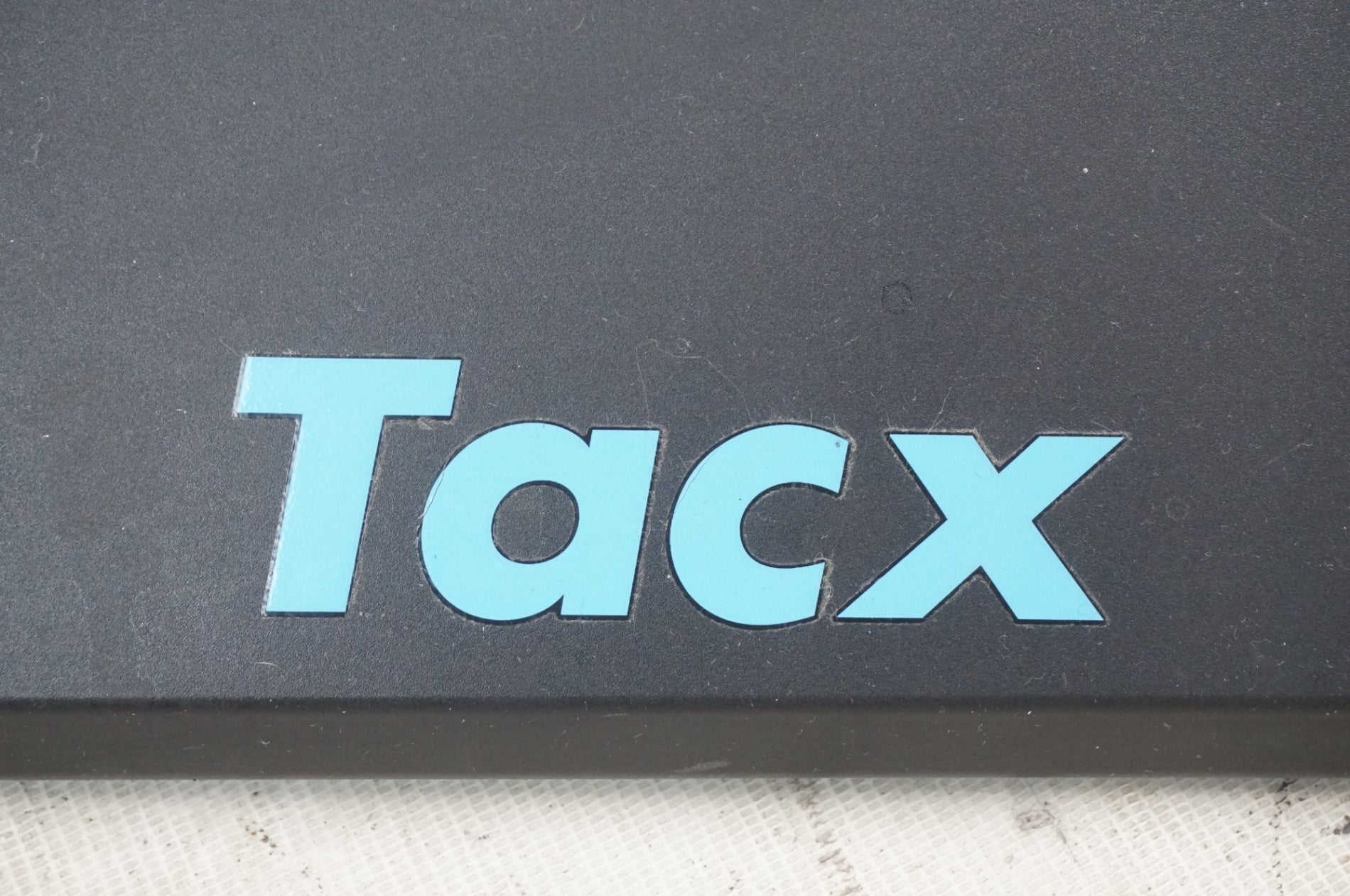 TACX 「タックス」 NEO 2T SMART スマートローラー / 福岡店