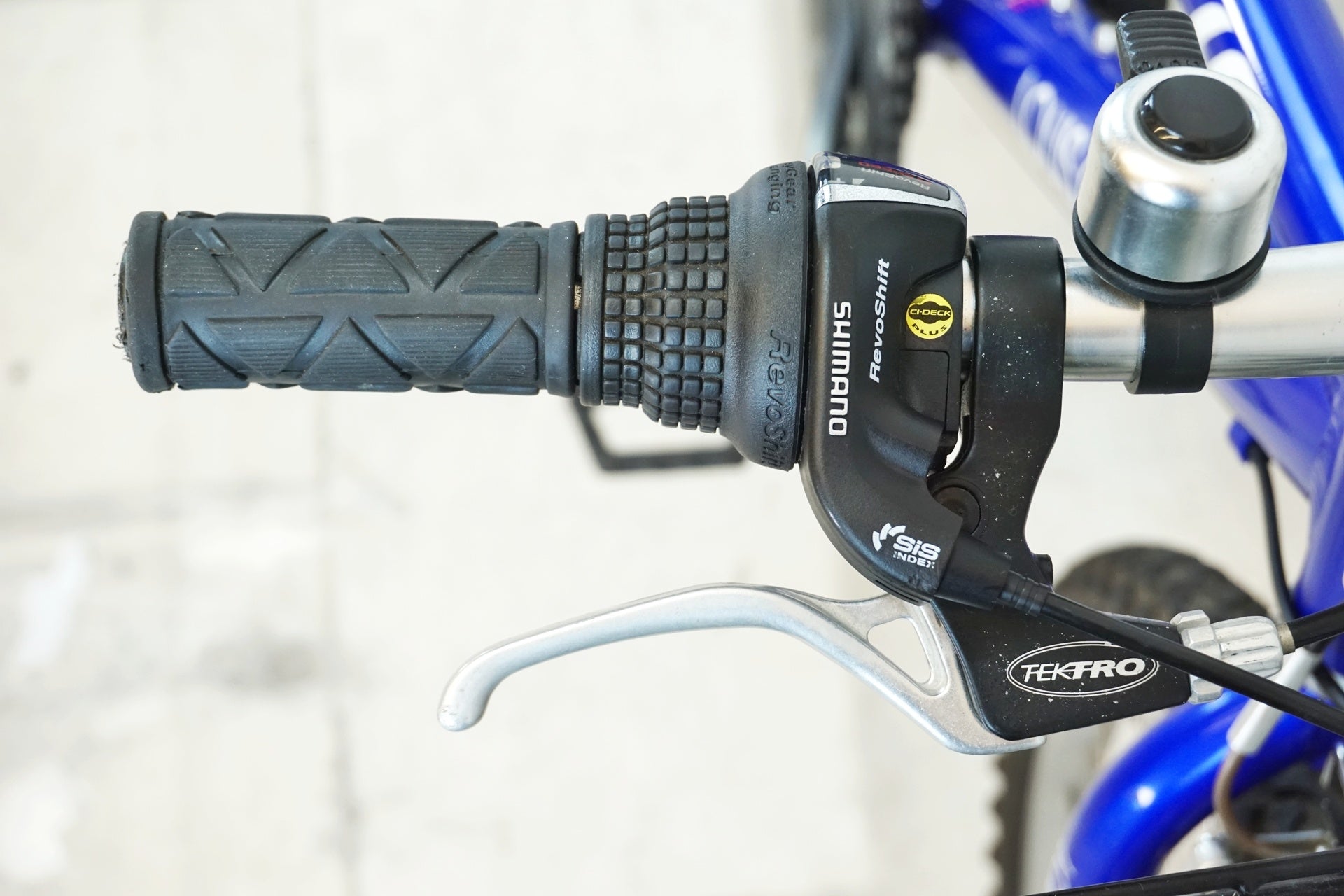 LOUIS GARNEAU 「ルイガノ」 LGS-J22 2019年モデル キッズバイク / 有明ガーデン店
