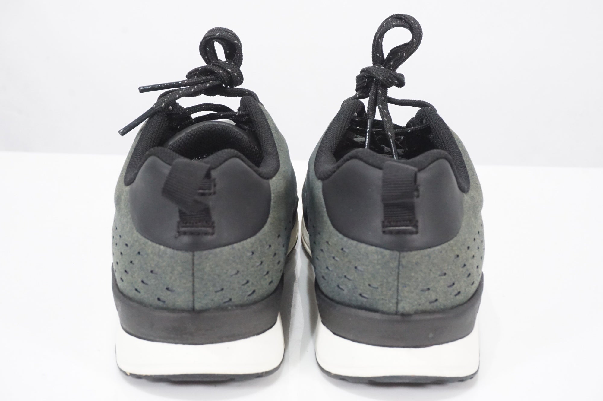 SHIMANO 「シマノ」 SH-CT500-SN 24.5cm シューズ / AKIBA店