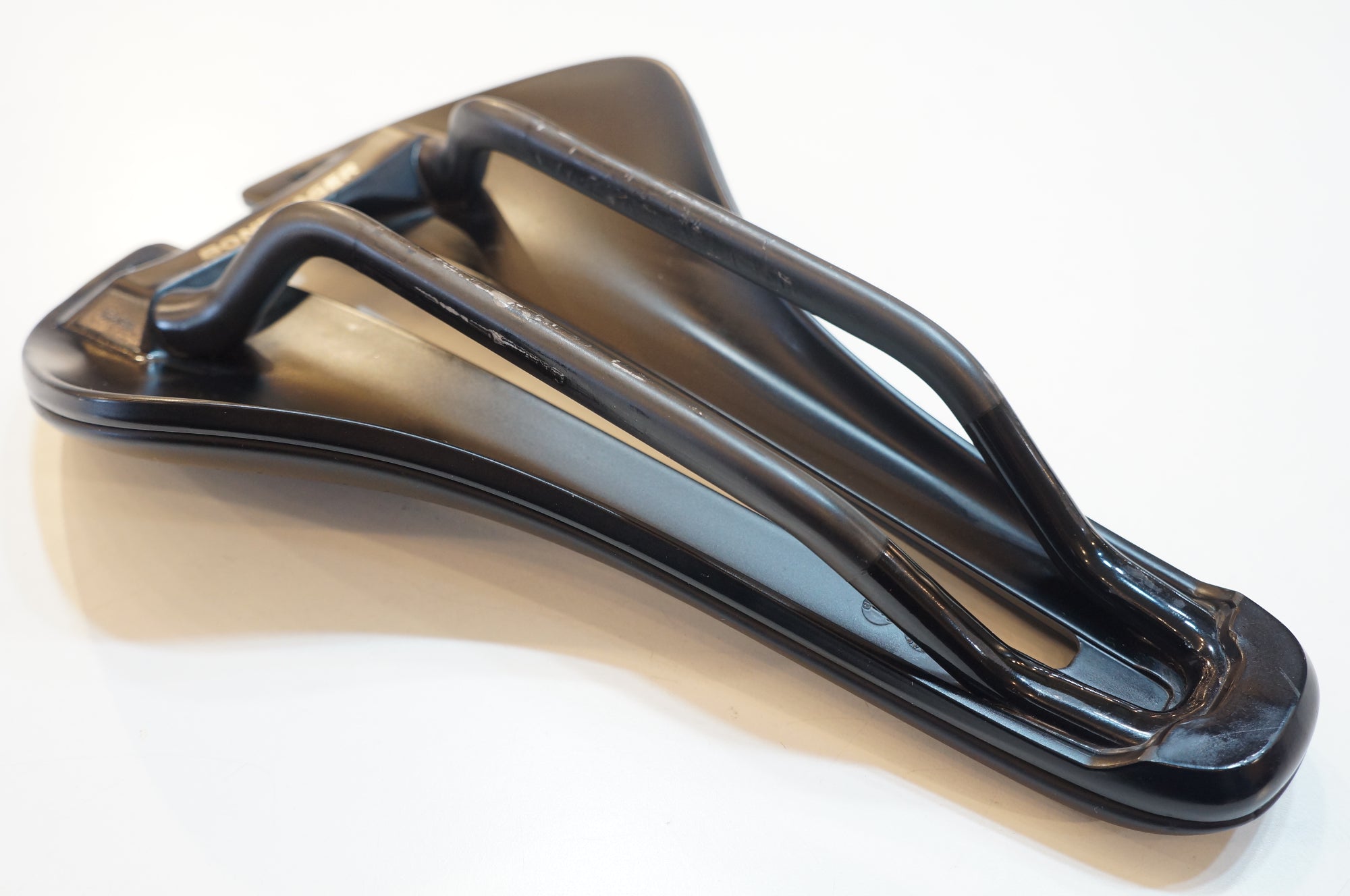 BONTRAGER 「ボントレガー」 AEOLUS PRO サドル / バイチャリ浦和