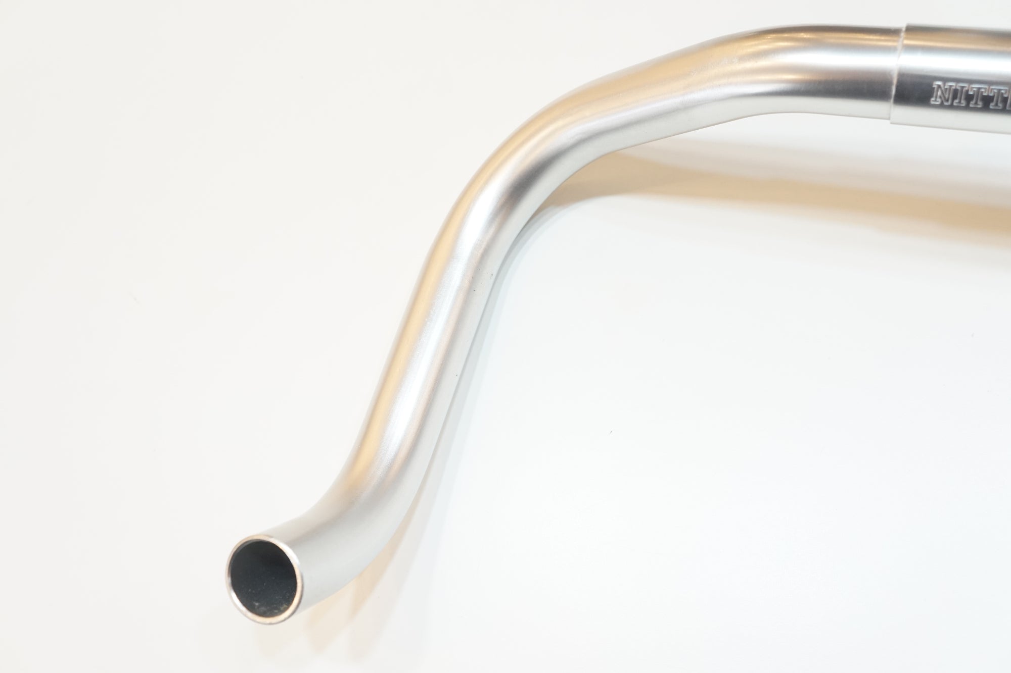 NITTO 「ニットー」 RB021 φ26.0 380mm ブルホーン ハンドル / バイチャリ浦和ベース