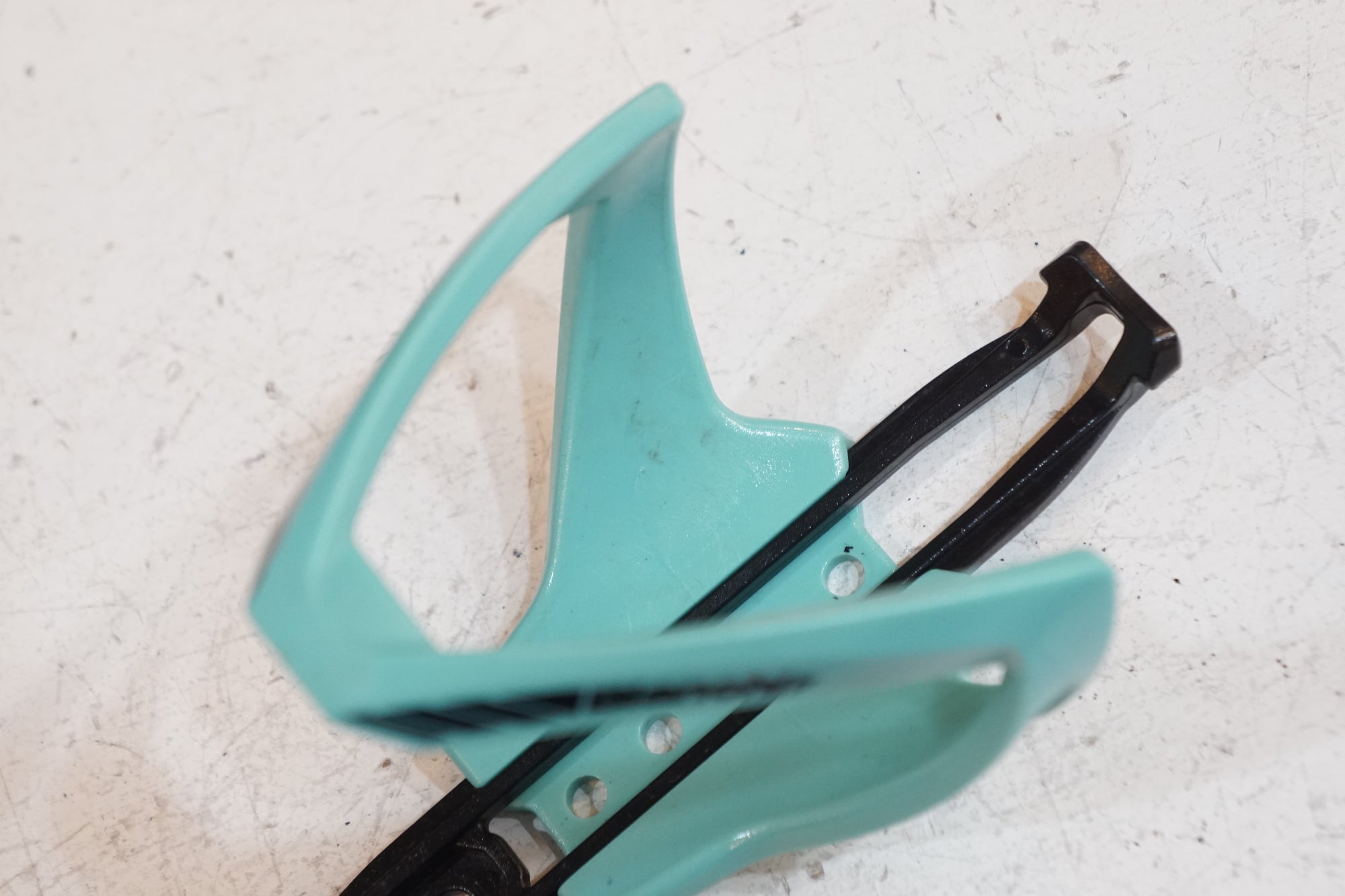 BIANCHI 「ビアンキ」 ボトルケージ / バイチャリ浦和ベース