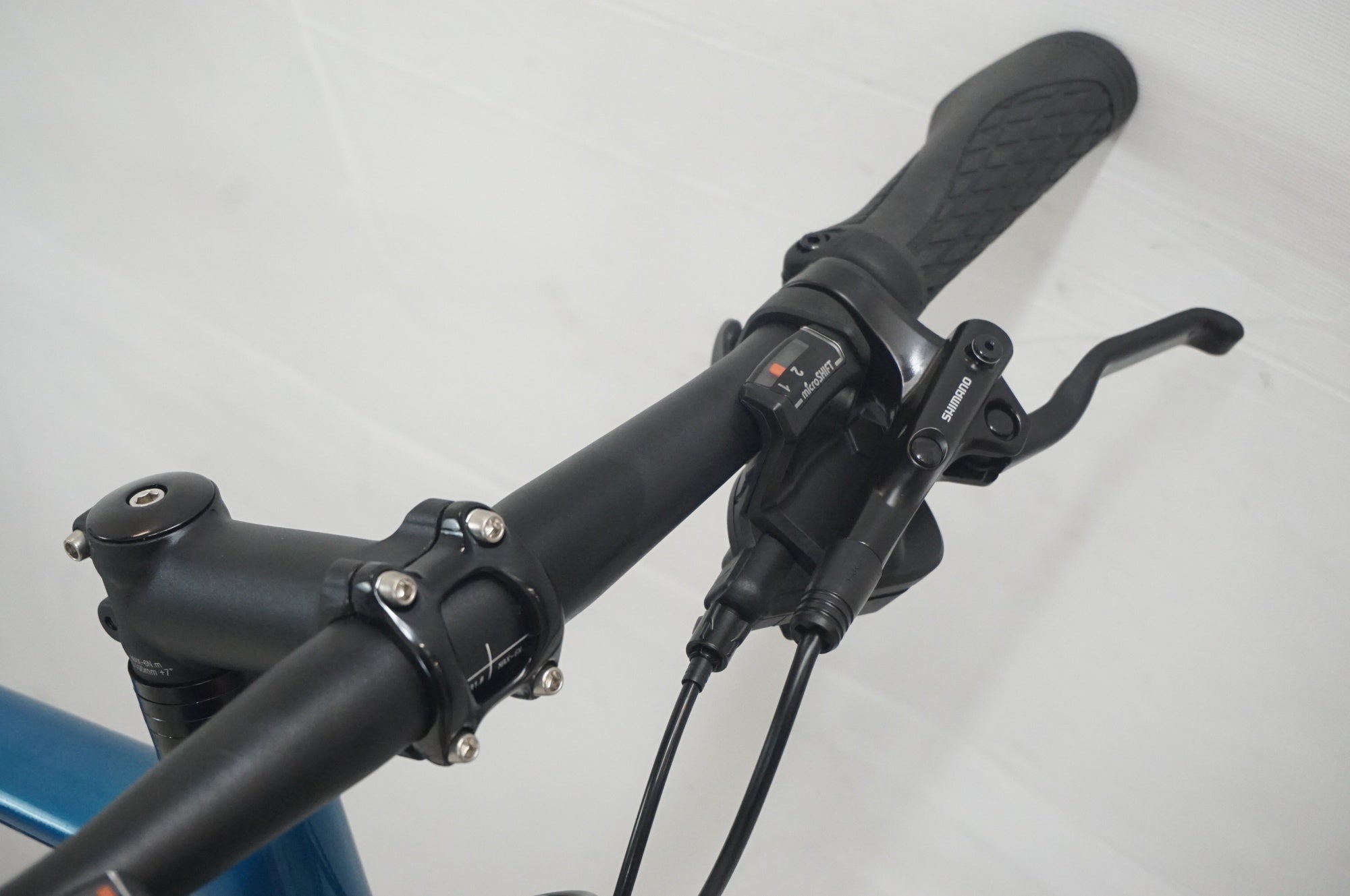 【オデッセイ】Bianchi Roma3 （2022) BIANCHI 「ビアンキ」 ROMA3 DISC 2022年モデル クロスバイク