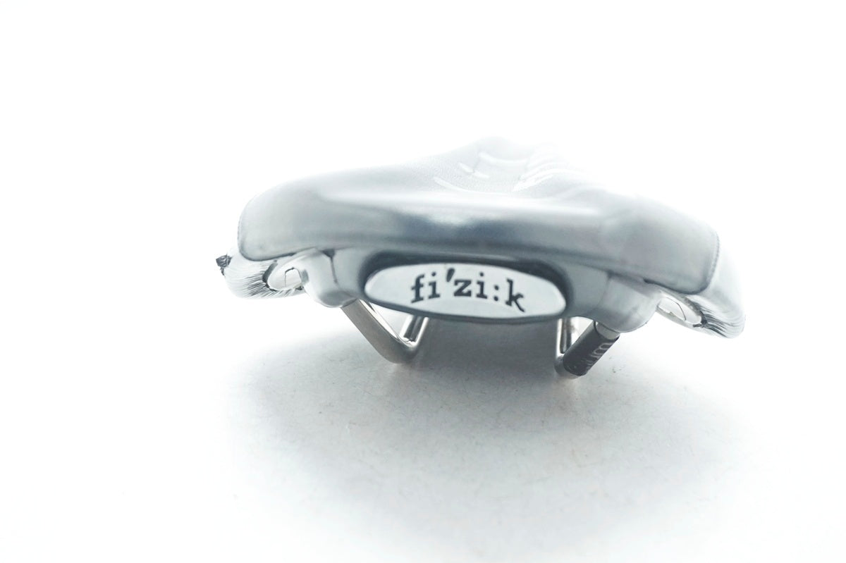 FIZIK 「フィジーク」 ARIONE VS KIUMレール サドル / 大阪門真店