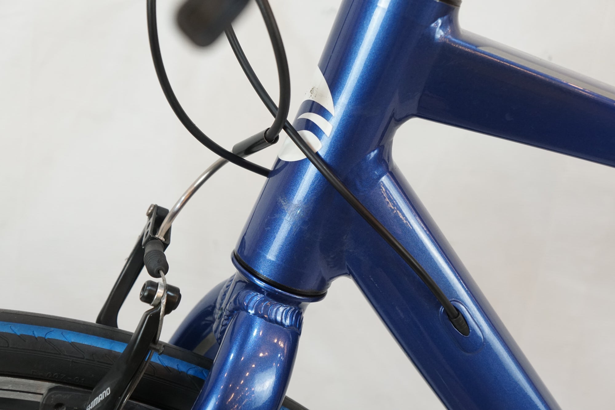 GIANT 「ジャイアント」 ESCAPE RX3 2016年モデル クロスバイク / バイチャリ浦和ベース