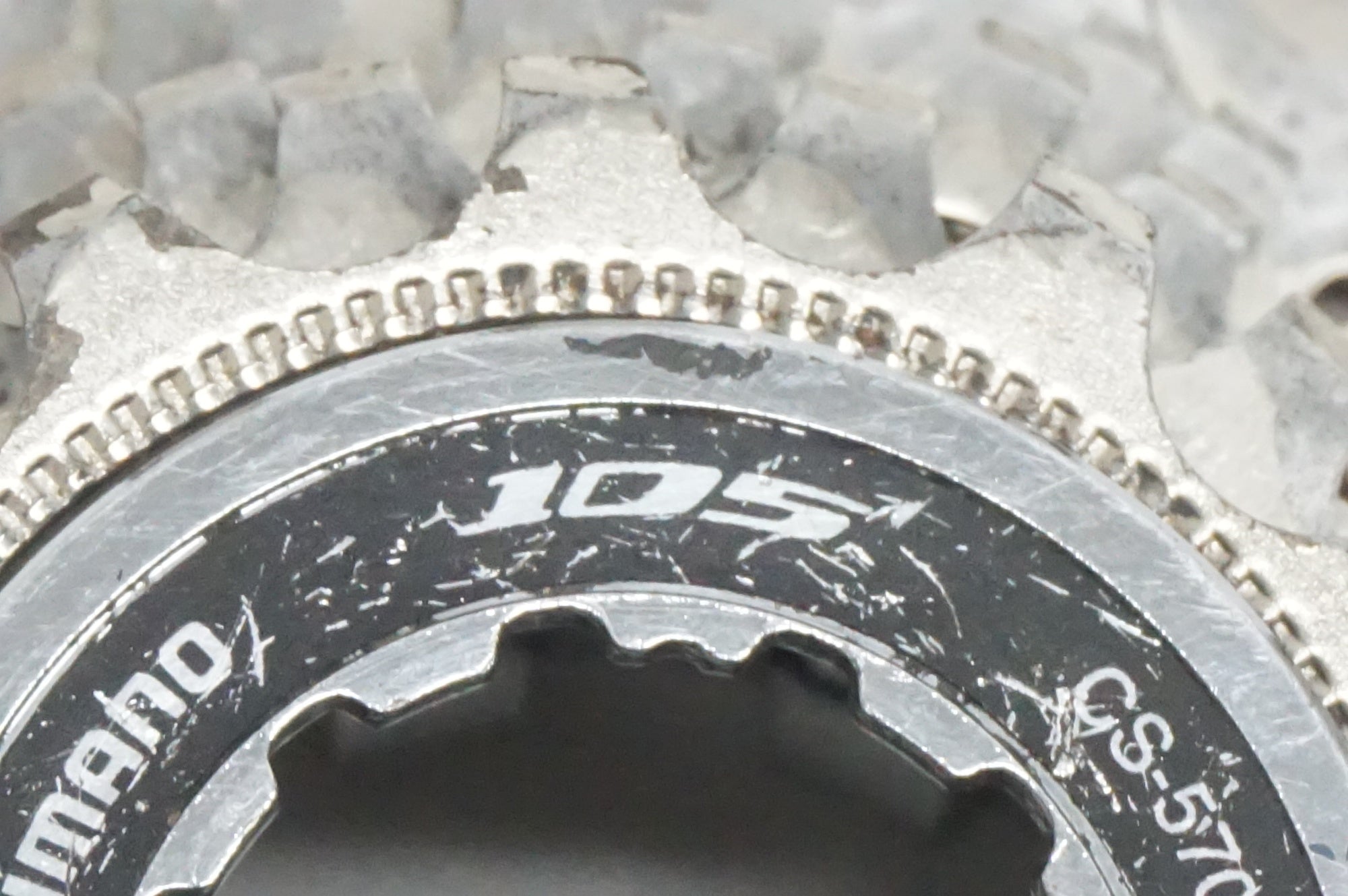 SHIMANO 「シマノ」 105 CS-5700 12-27T スプロケット / 福岡店