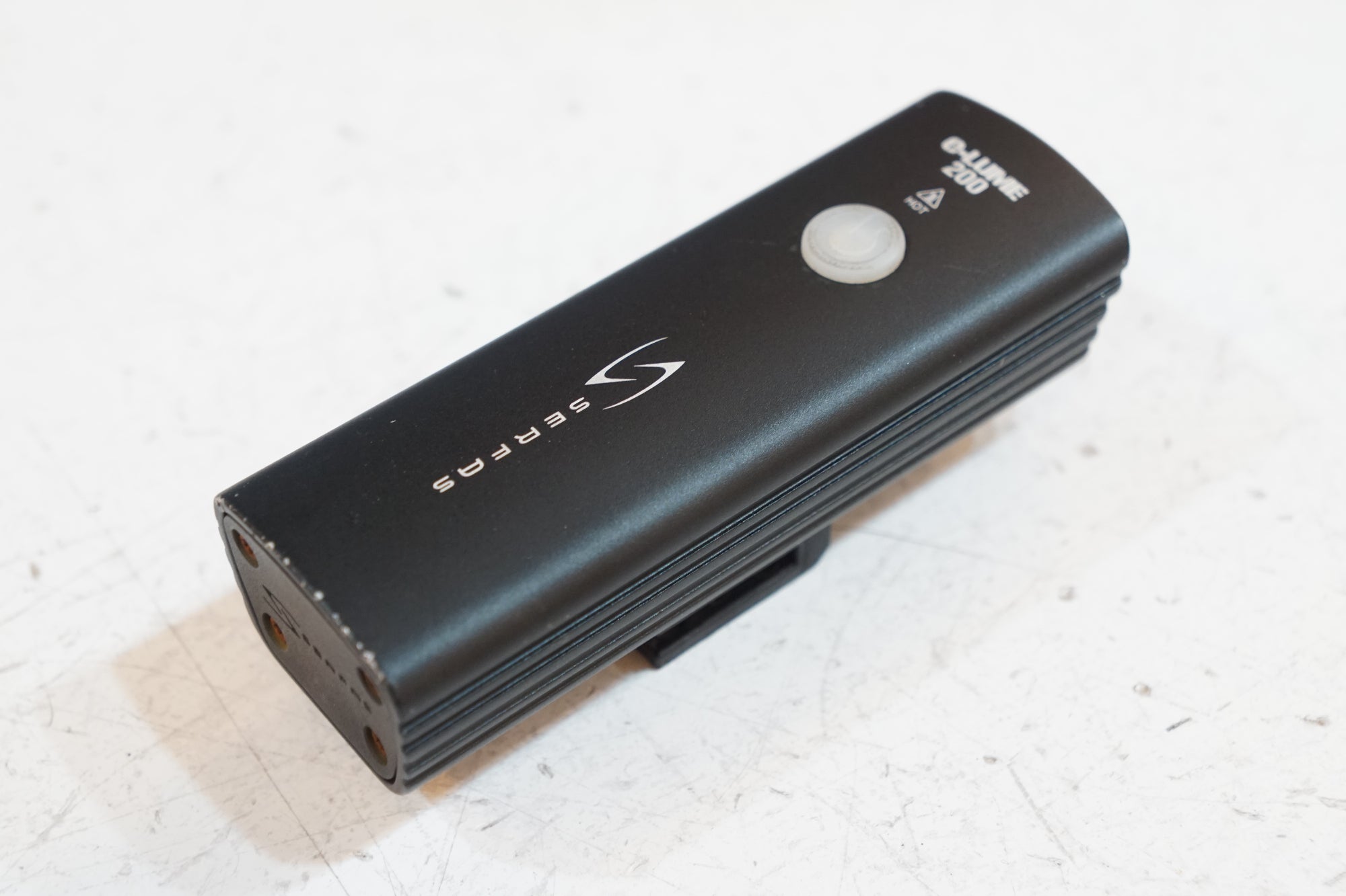 SERFAS 「サーファス」 E-LUME200 フロントライト / バイチャリ浦和ベース