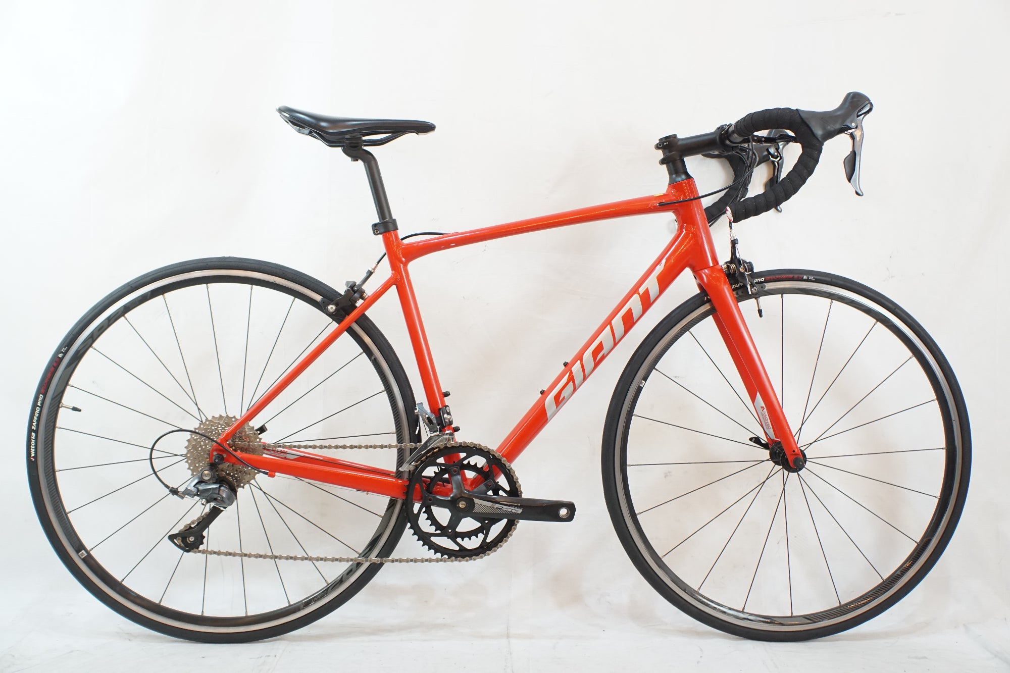 GIANT 「ジャイアント」 CONTEND2 2021年モデル ロードバイク / バイチャリ浦和ベース