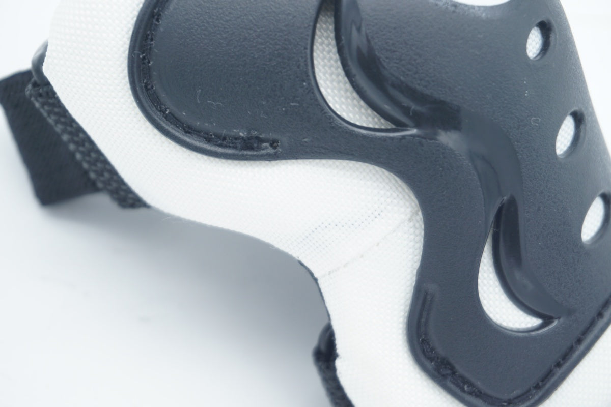 STRIDER 「ストライダー」 エルボ―＆ニーパッド プロテクター/ 滋賀大津店