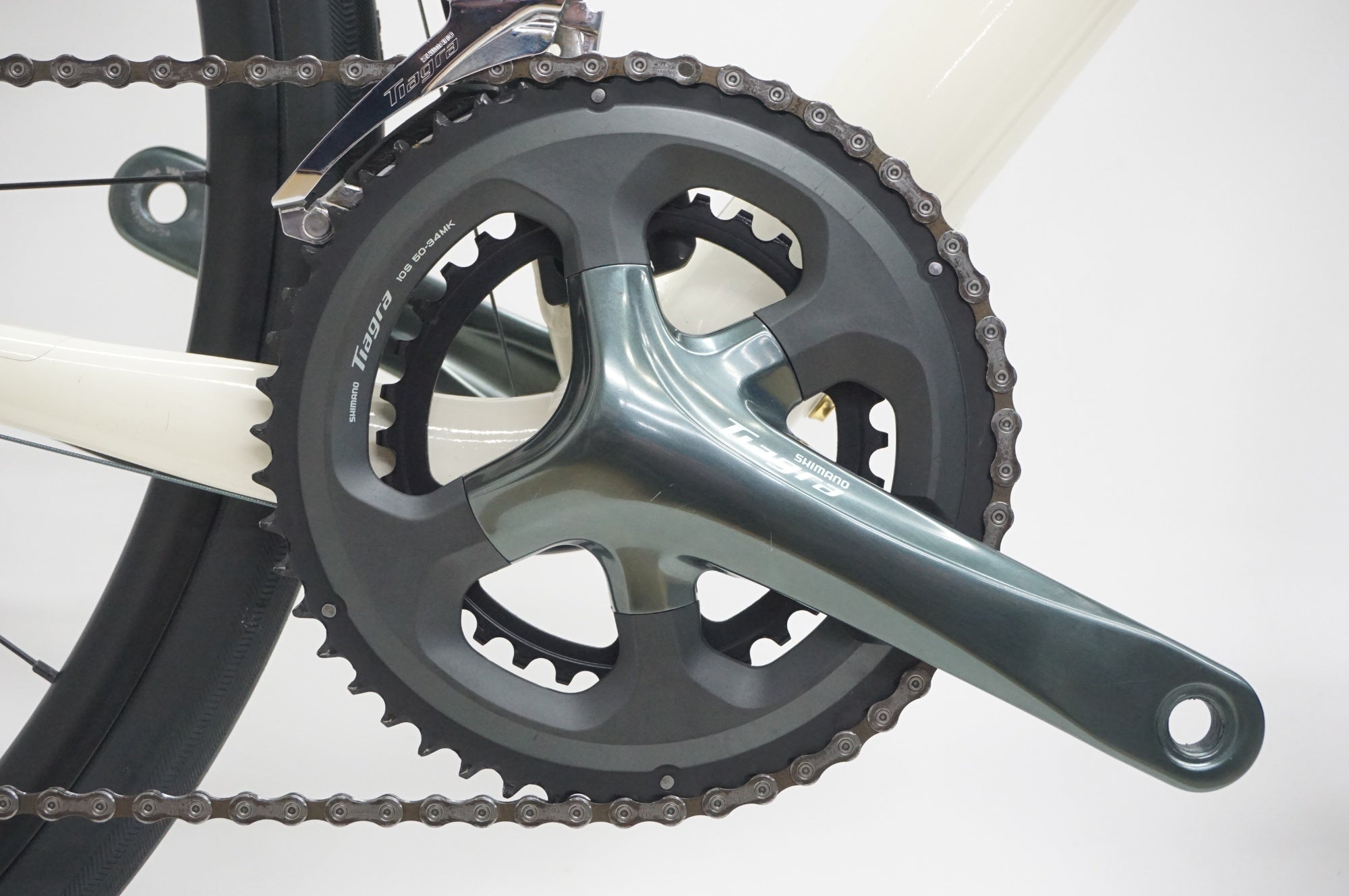 TREK 「トレック」 DOMANE AL4 GEN4 2024-2026年モデル ロードバイク / 福岡店