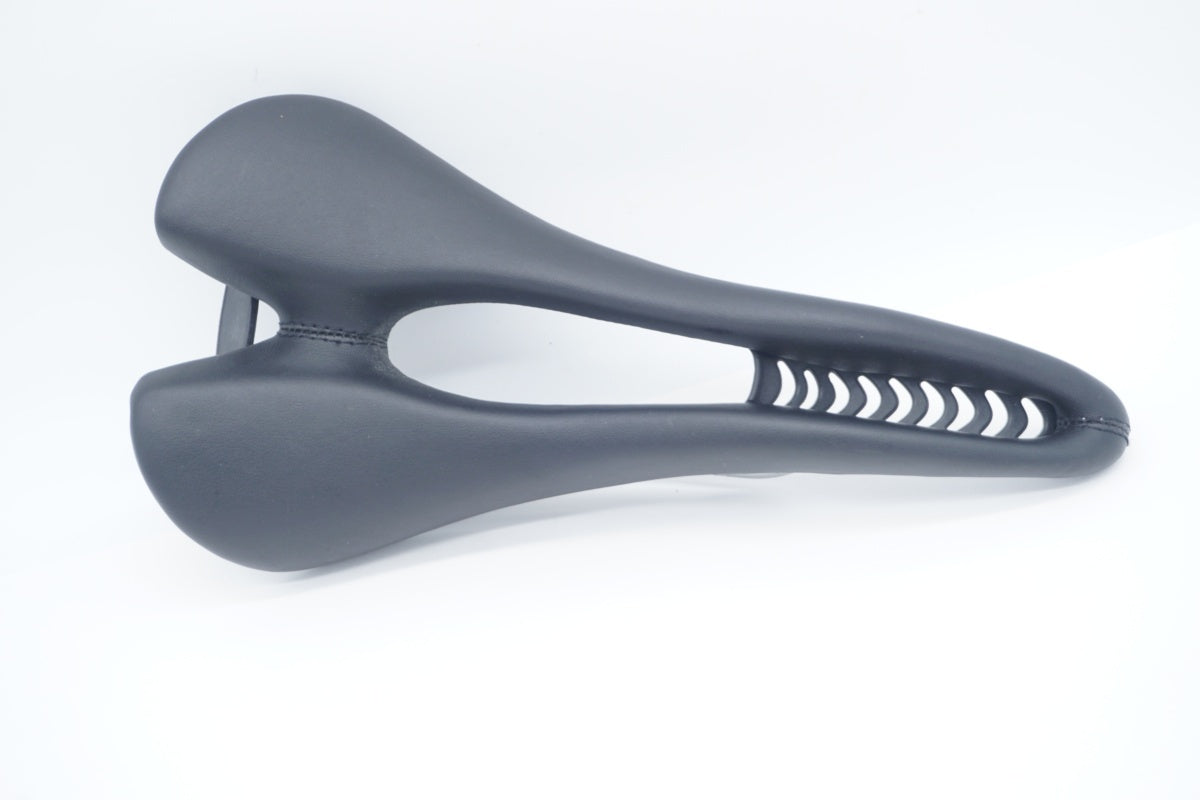 MONOII 「モノイー」 サドル / 京都八幡店