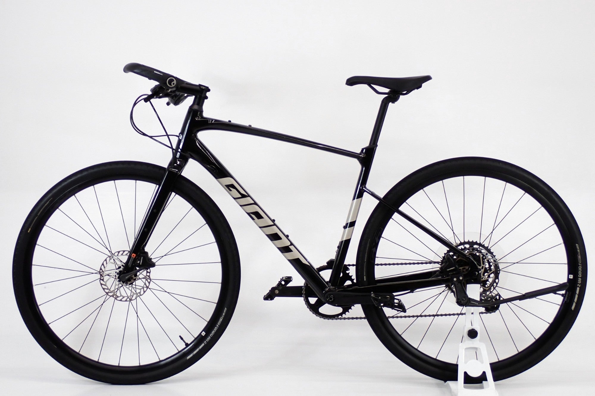 GIANT 「ジャイアント」 FASTROAD AR2 2024年モデル クロス