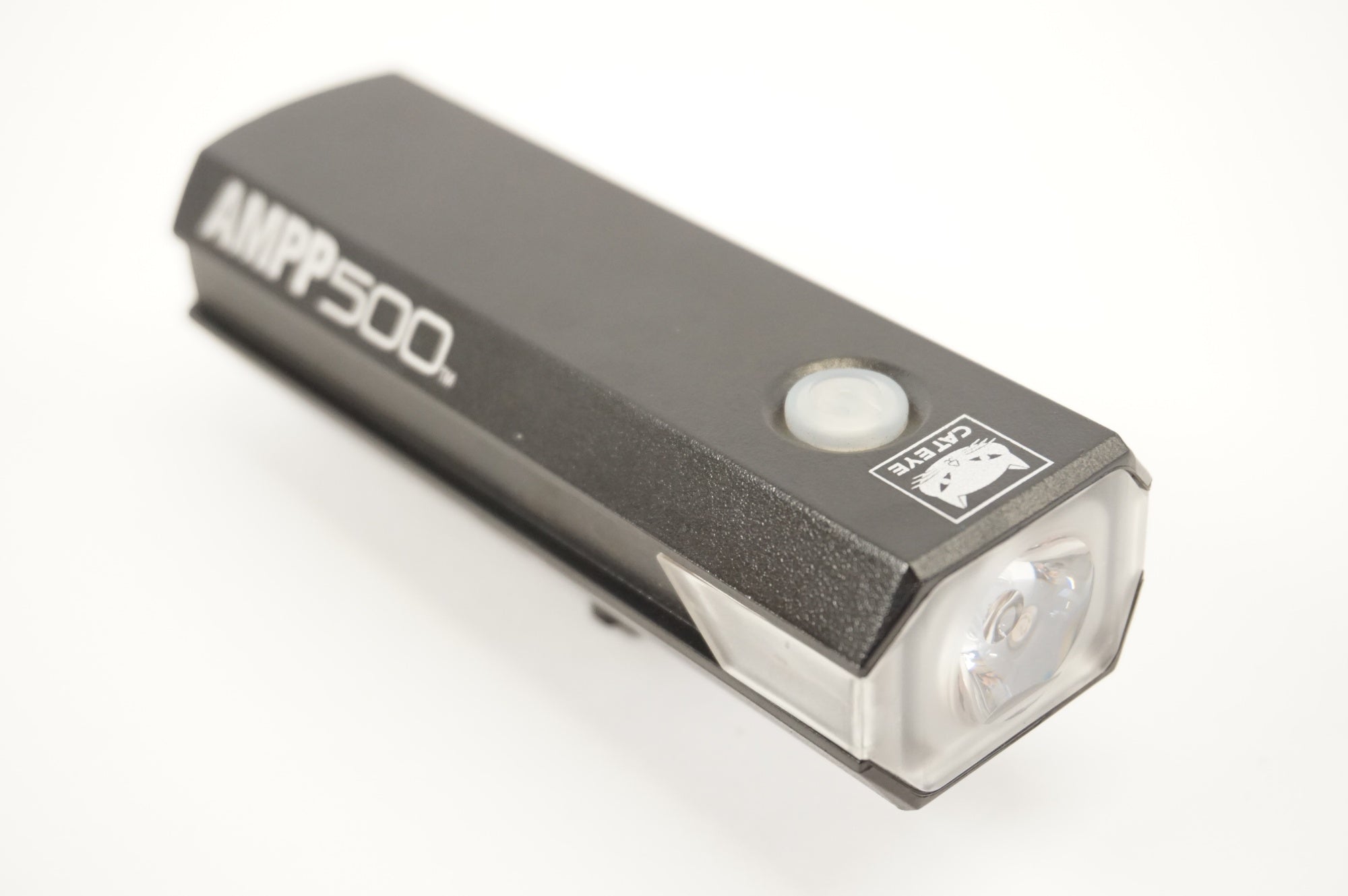 【新品・半額・訳あり】★AMPP1100★キャットアイ★フロントライト★ キャットアイの店頭限定お得なライト前後セット！「AMPP900+