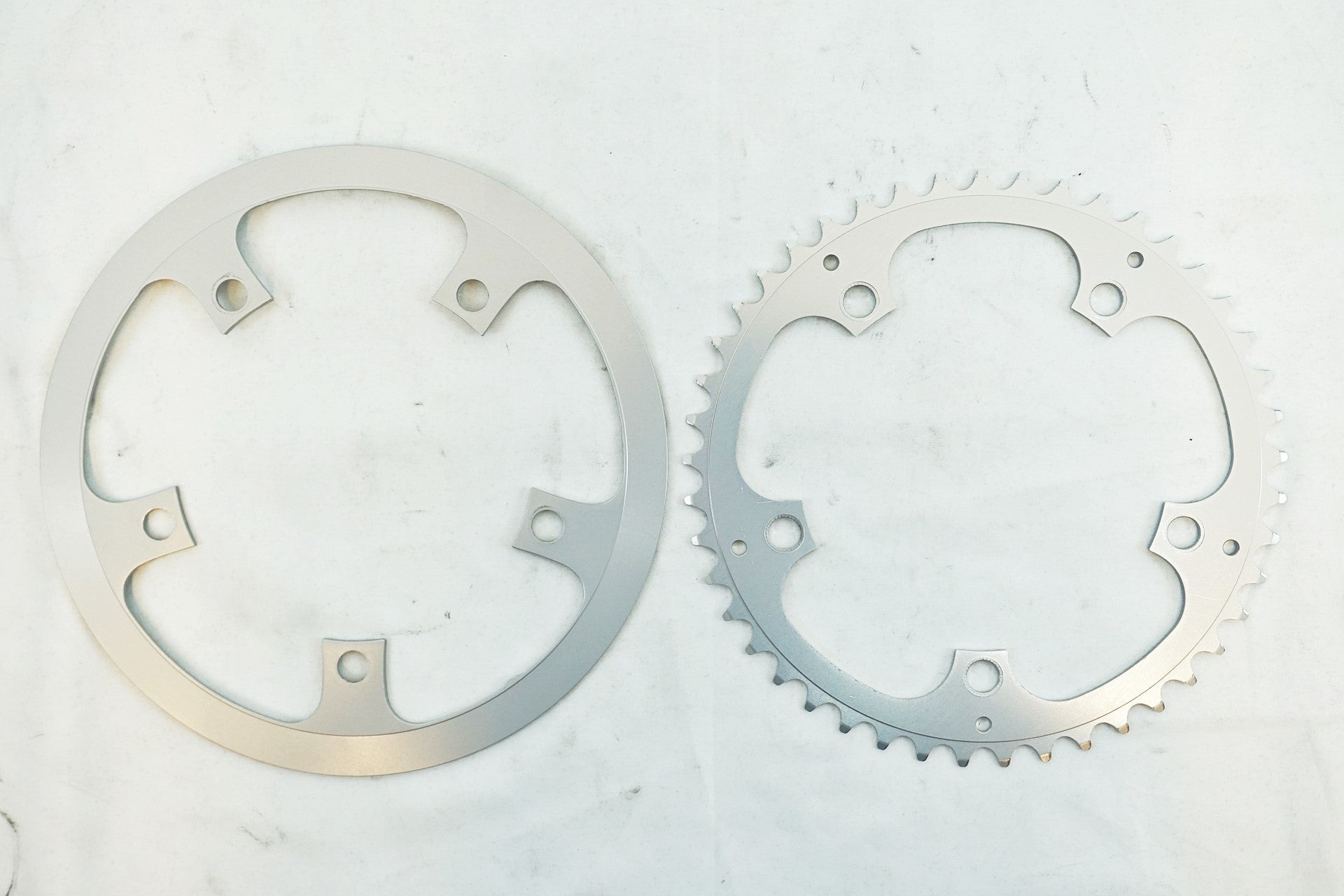 SHIMANO 「シマノ」 チェーンガード 45T チェーンリングセット / 有明ガーデン店