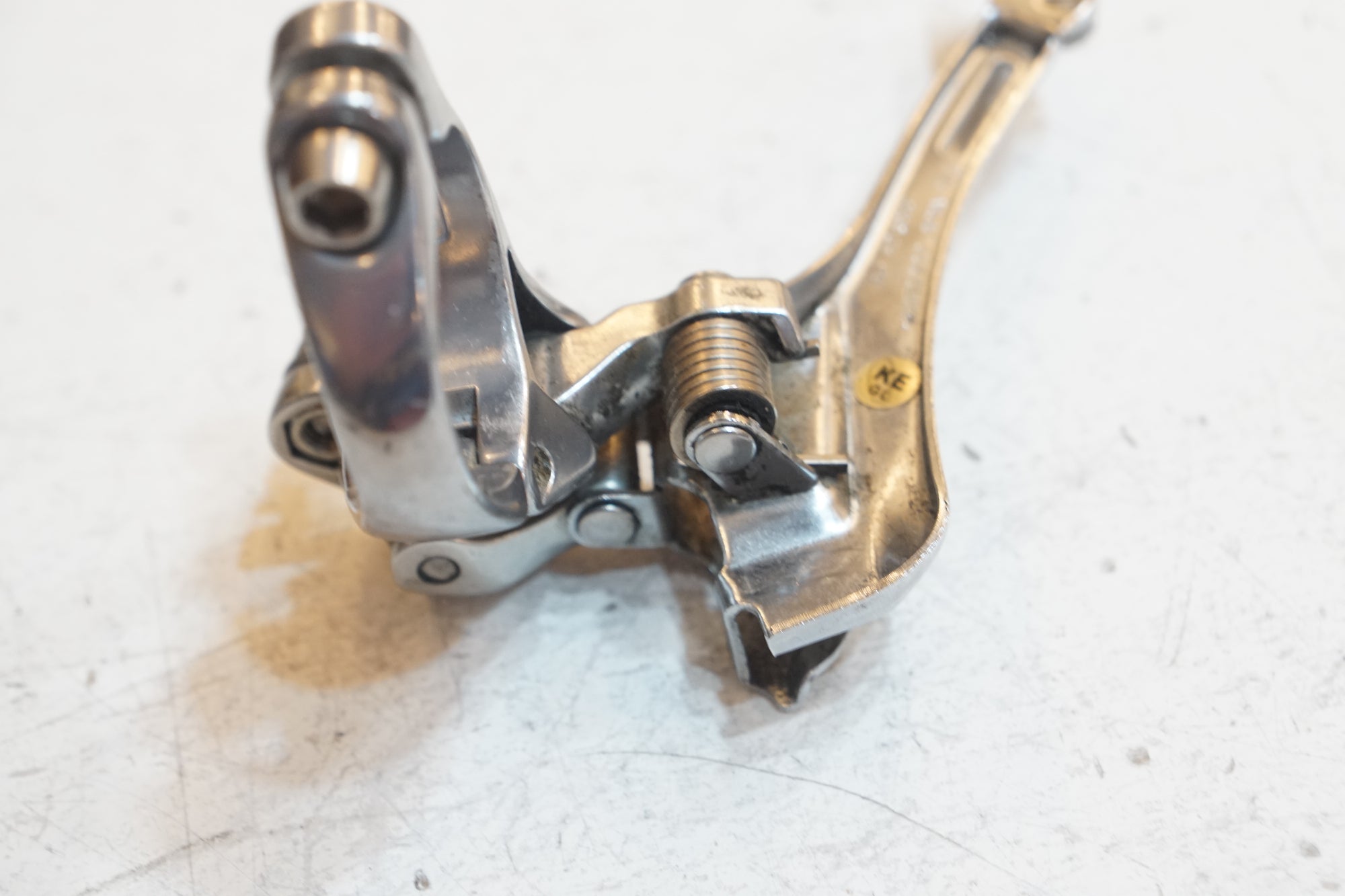 SHIMANO 「シマノ」 105 FD-5600 フロントディレイラー / バイチャリ浦和ベース