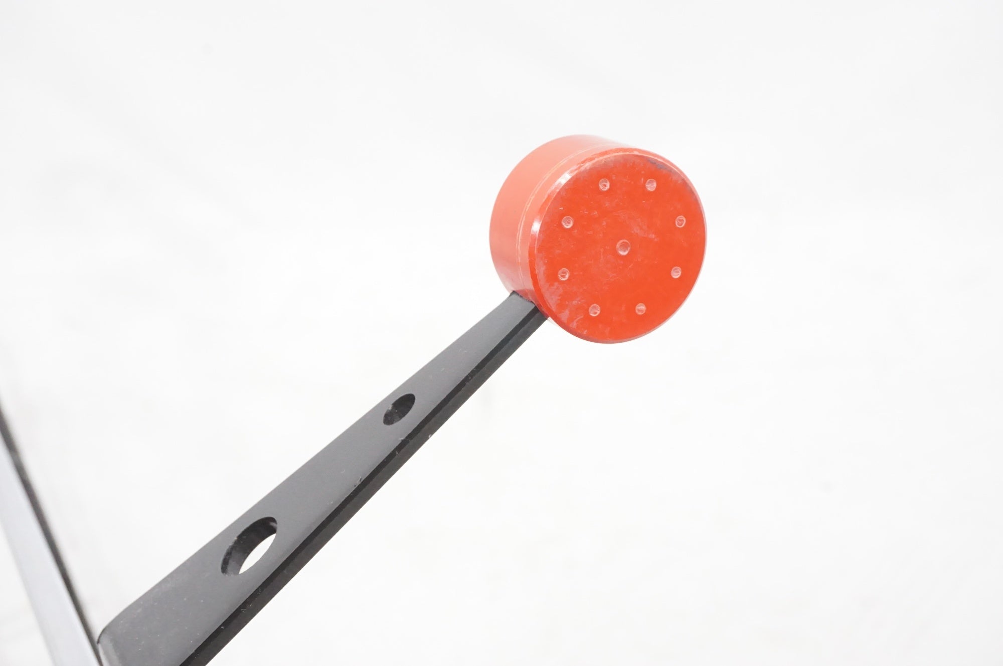 iWA 「イワ」 ディスプレイスタンド / AKIBA店