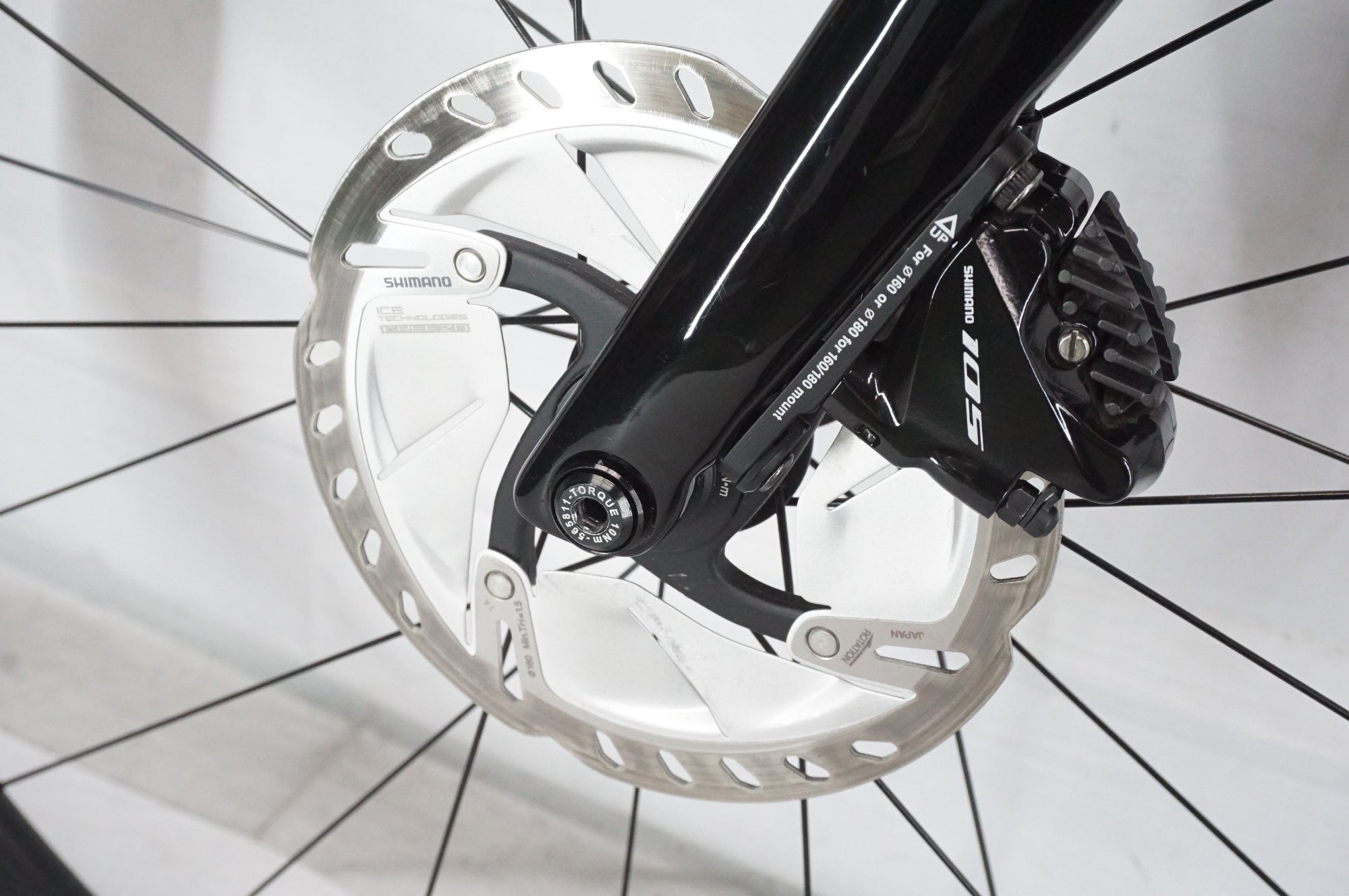 TREK 「トレック」 EMONDA SL5 DISC 2022年モデル ロードバイク / 阪急塚口店
