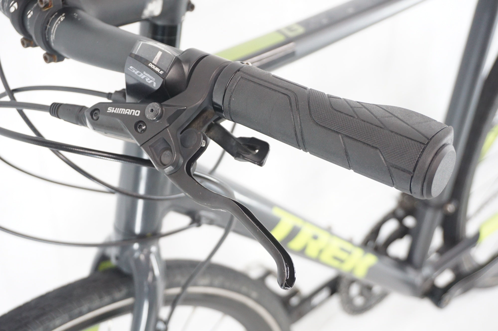 TREK 「トレック」 ZEKTOR 3 2017年モデル クロスバイク / 阪急塚口店