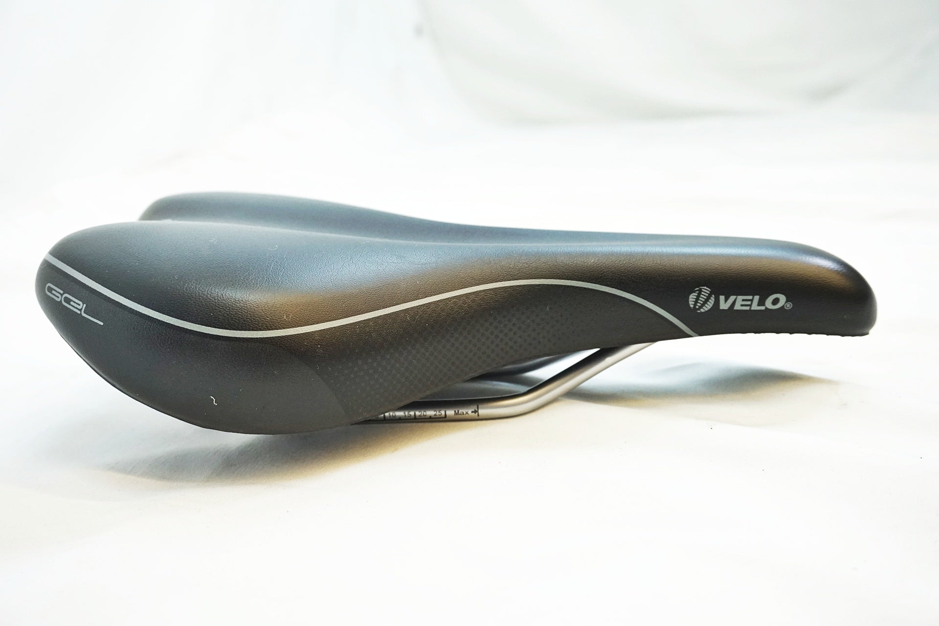 VELO 「ベロ」 VOAM GLIDE サドル / 有明ガーデン店